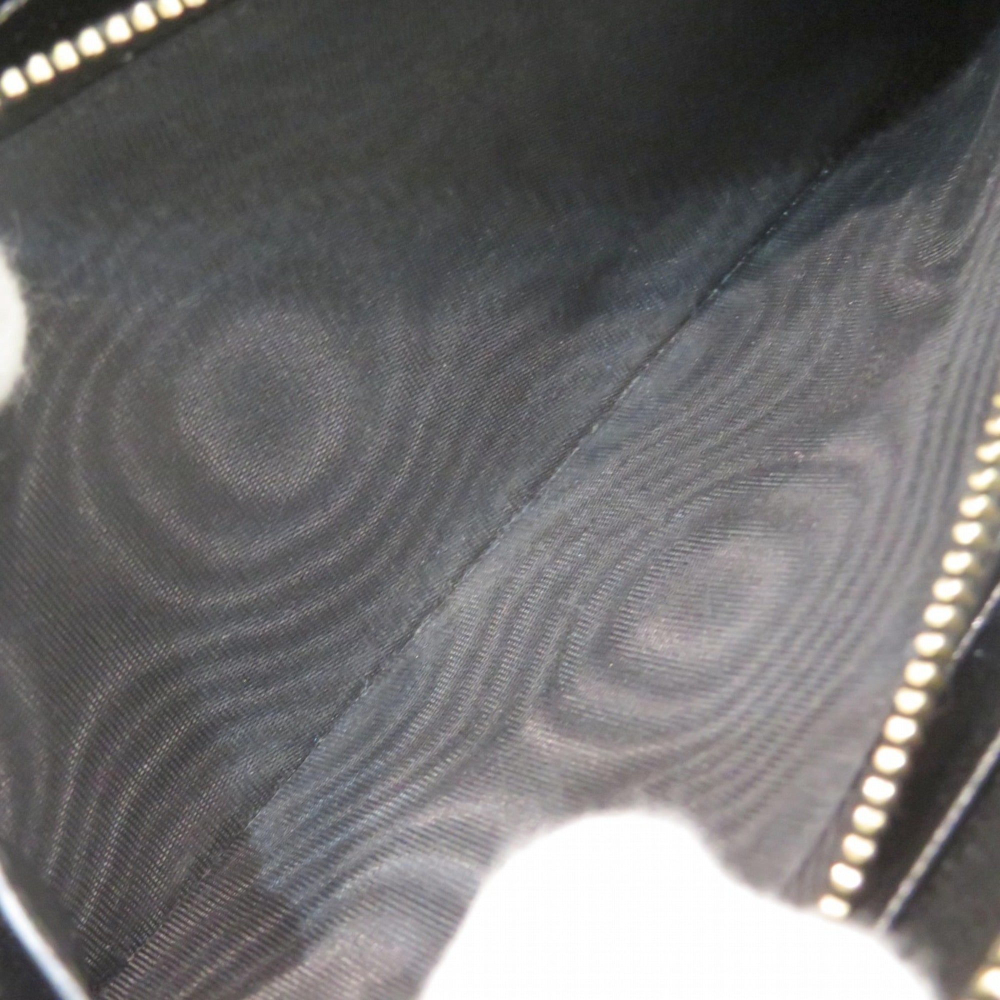 Yves Saint Laurent Black Leather Long Wallet (Bi-Fold) (Pre-Owned)