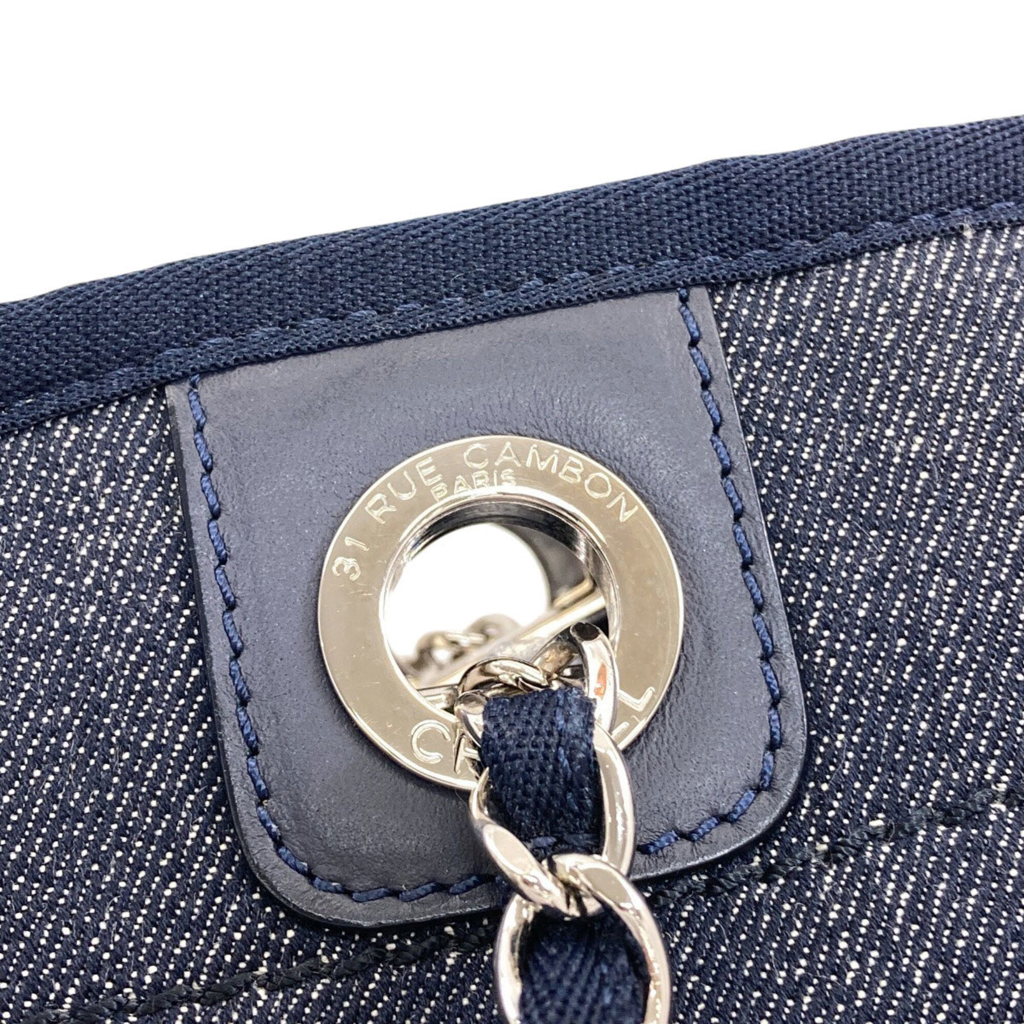 Chanel Navy Canvas Tote Bag (Pre-Owned)
