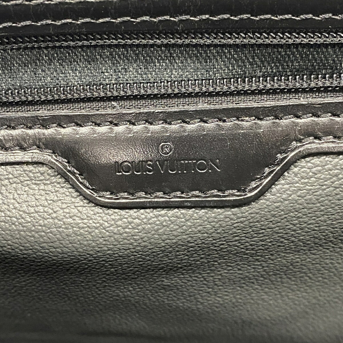 Louis Vuitton Noir Tote Bag (Pre-Owned)