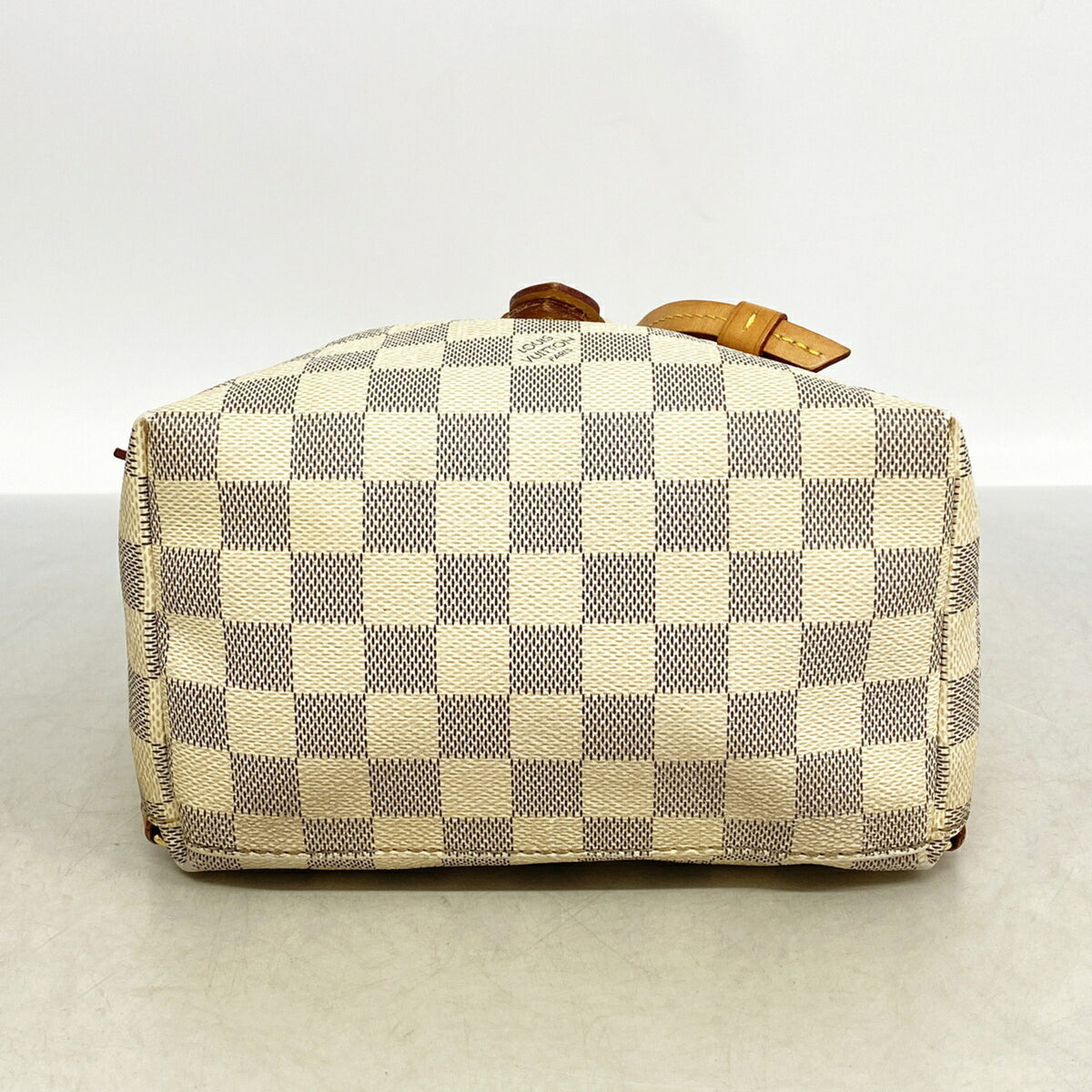Louis Vuitton White Backpack (Pre-Owned)
