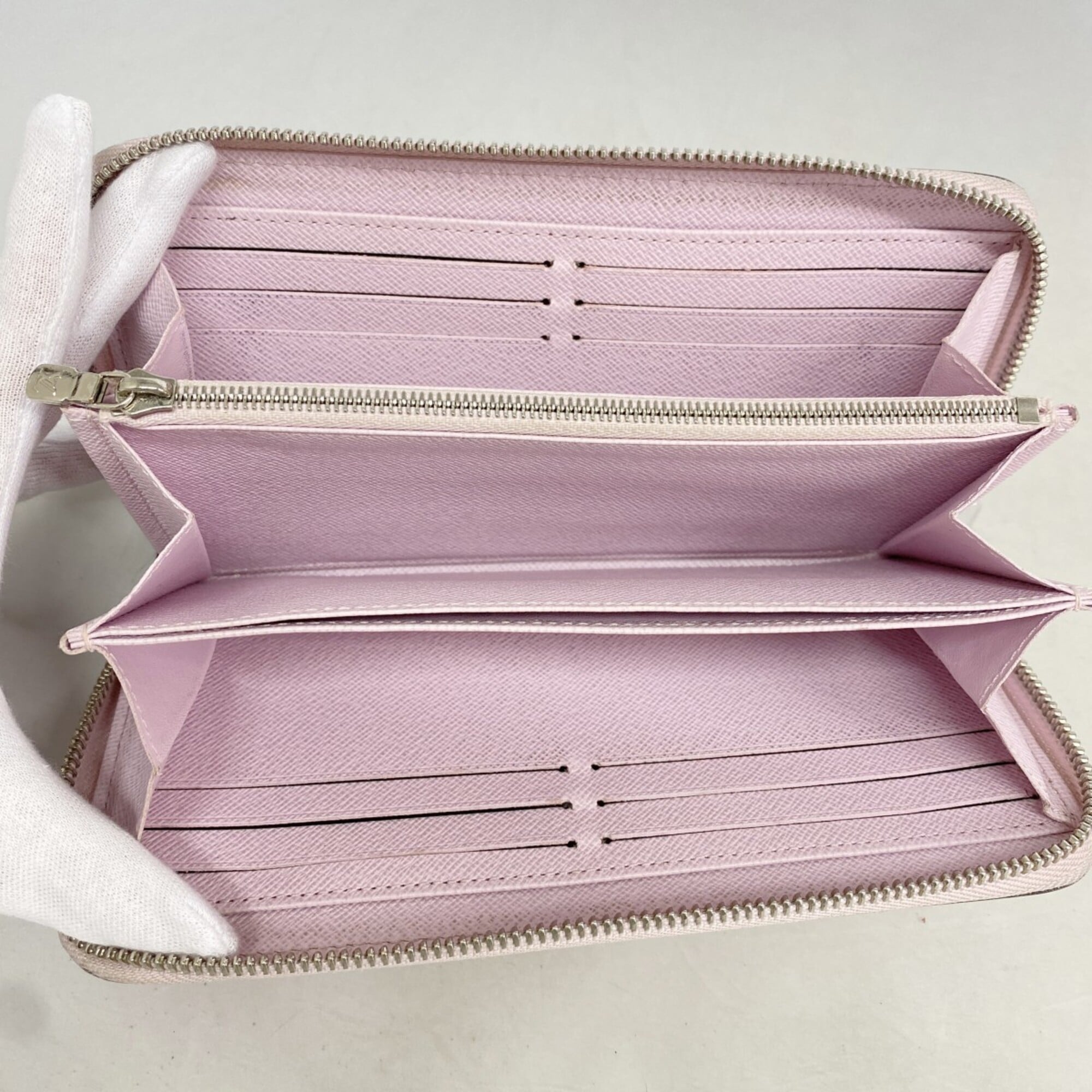 Louis Vuitton Pink Long Wallet (Bi-Fold) (Pre-Owned)