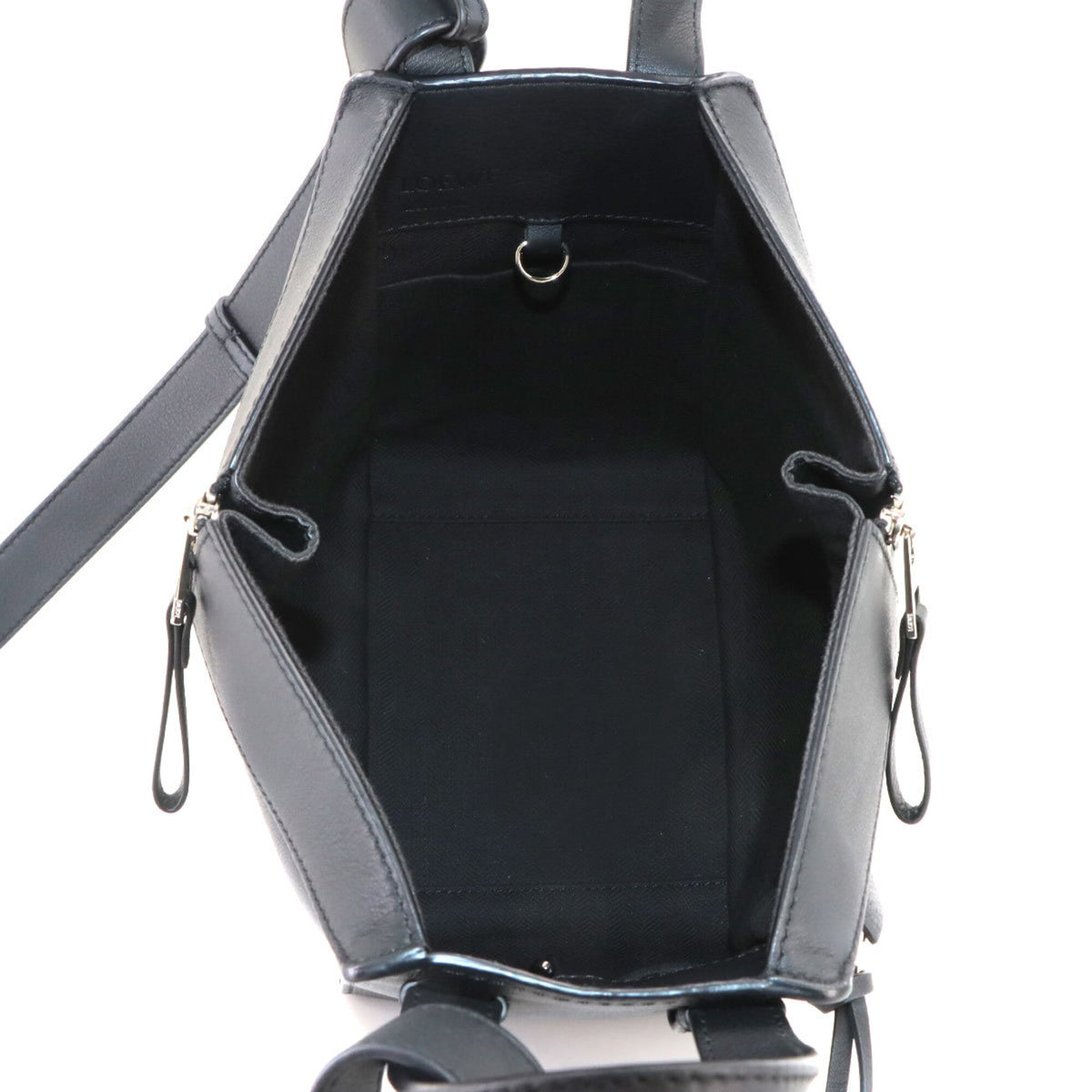 Loewe Black Leather Handbag (Pre-Owned)