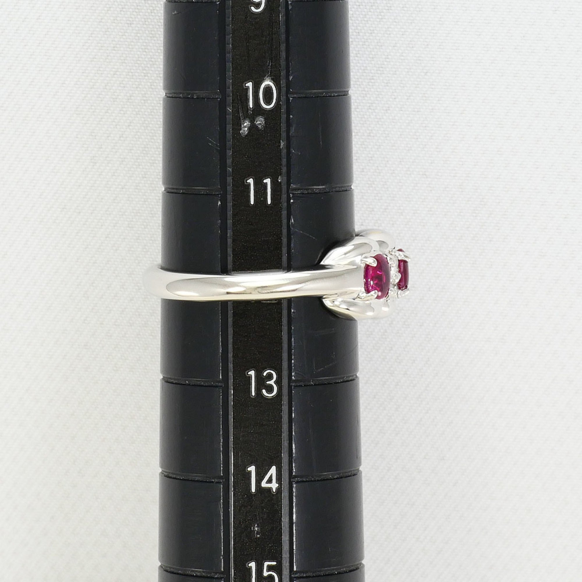 Pigeon Clear Platinum Red Color Platinum 900 Band Ring (Pre-Owned)