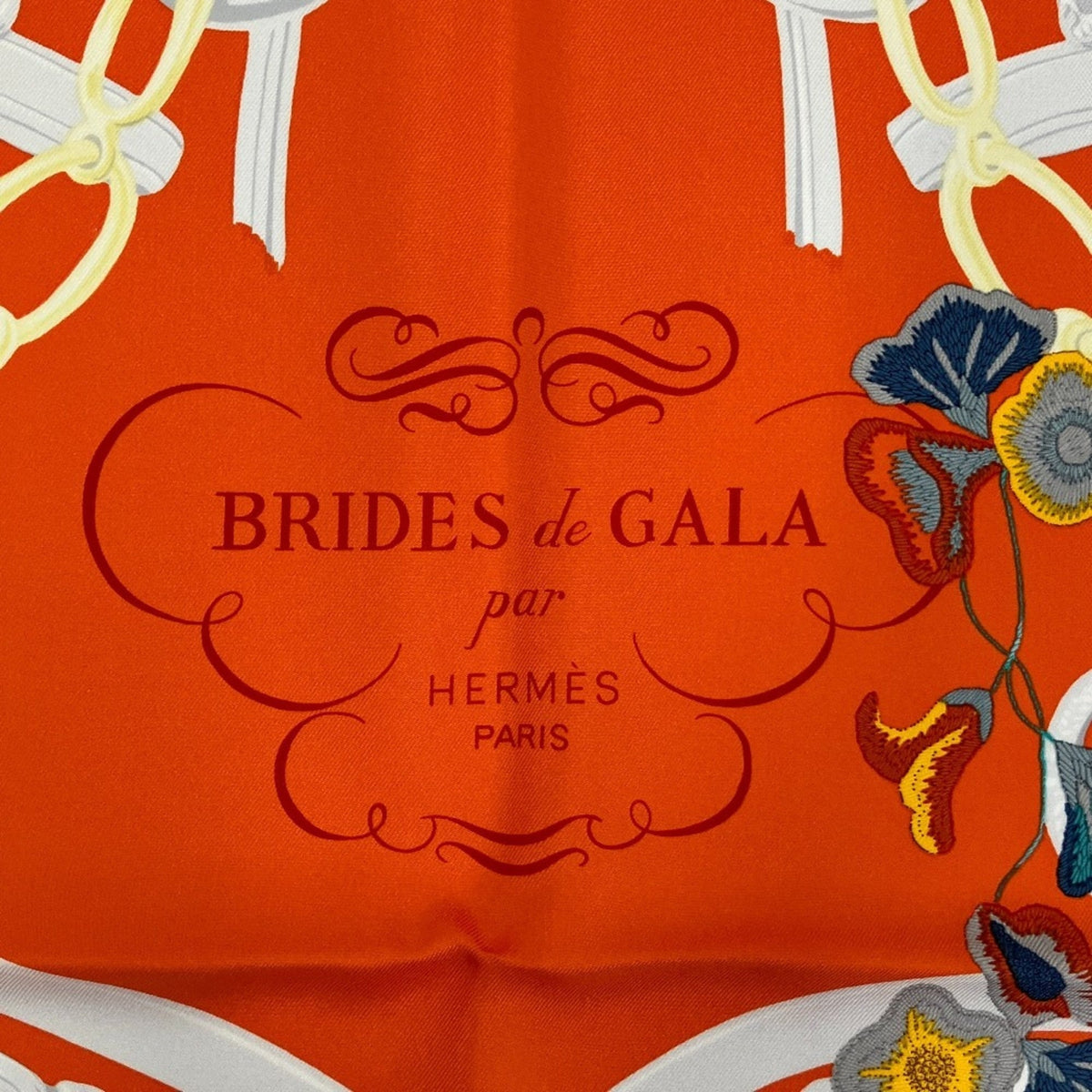 Hermes Orange White Silk (Pre-Owned)