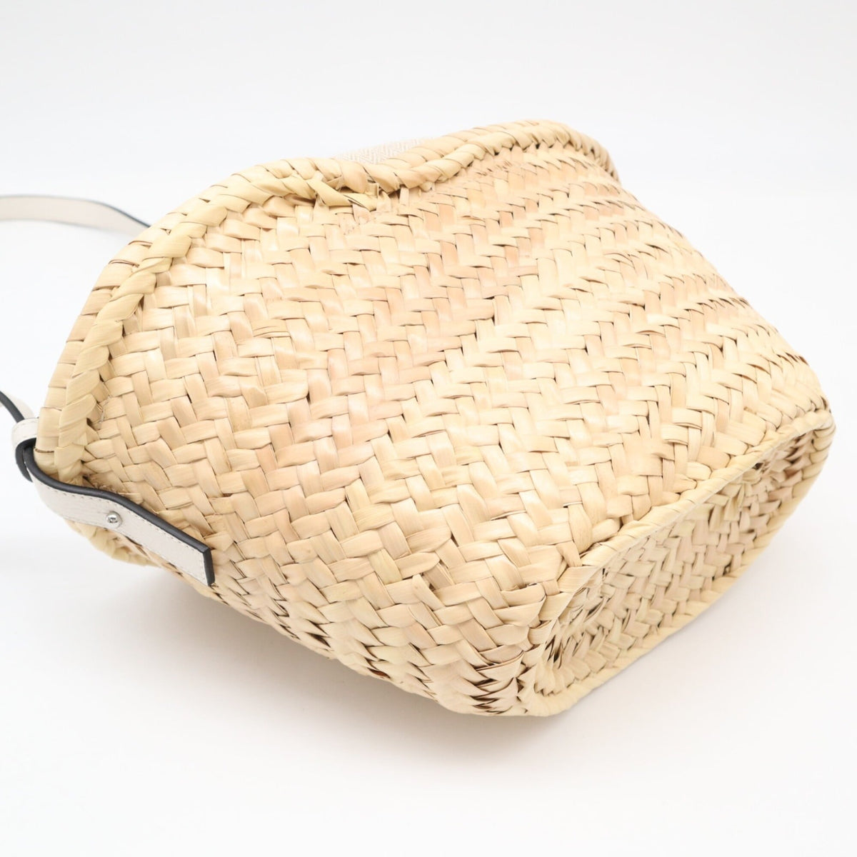 Loewe Beige White Leather Handbag (Pre-Owned)
