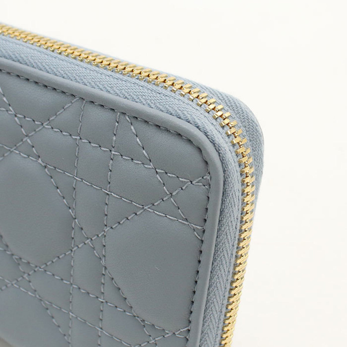 Christian Dior Blue Leather Long Wallet (Bi-Fold) (Pre-Owned)