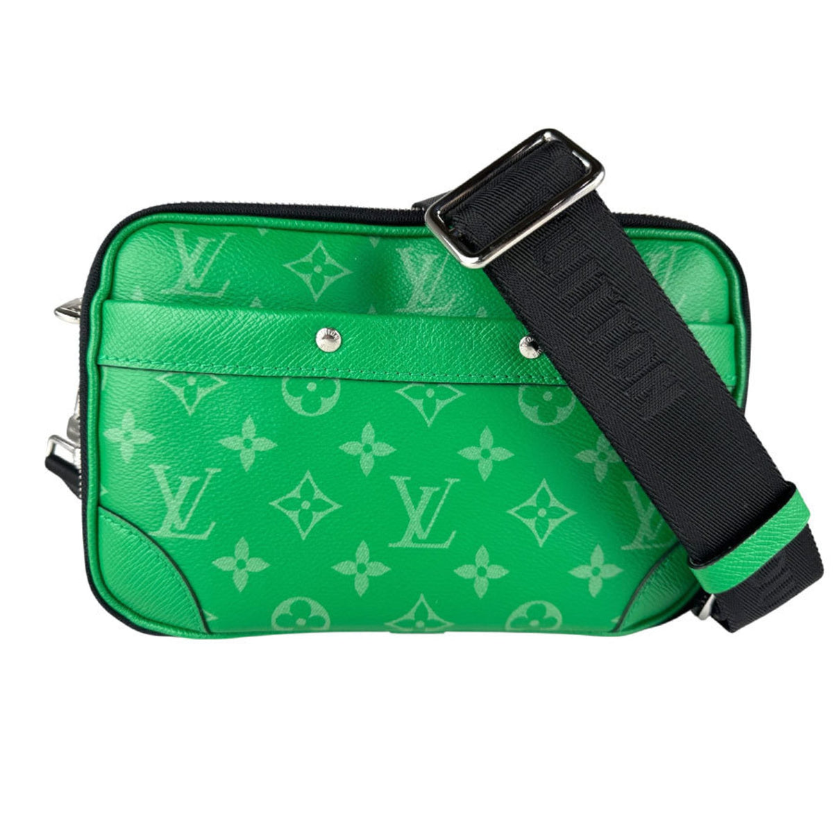 Louis Vuitton Vert Taigarama Shoulder Bag (Pre-Owned)