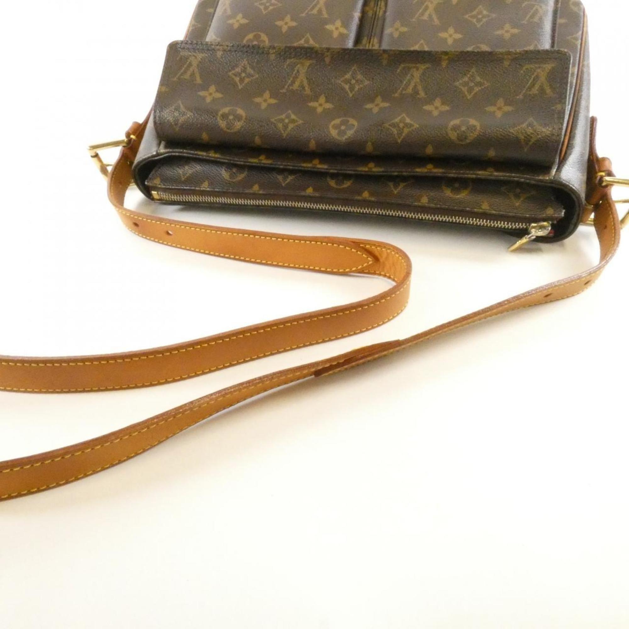 Louis Vuitton Brown Coated Canvas Shoulder Bag (Pre-Owned)