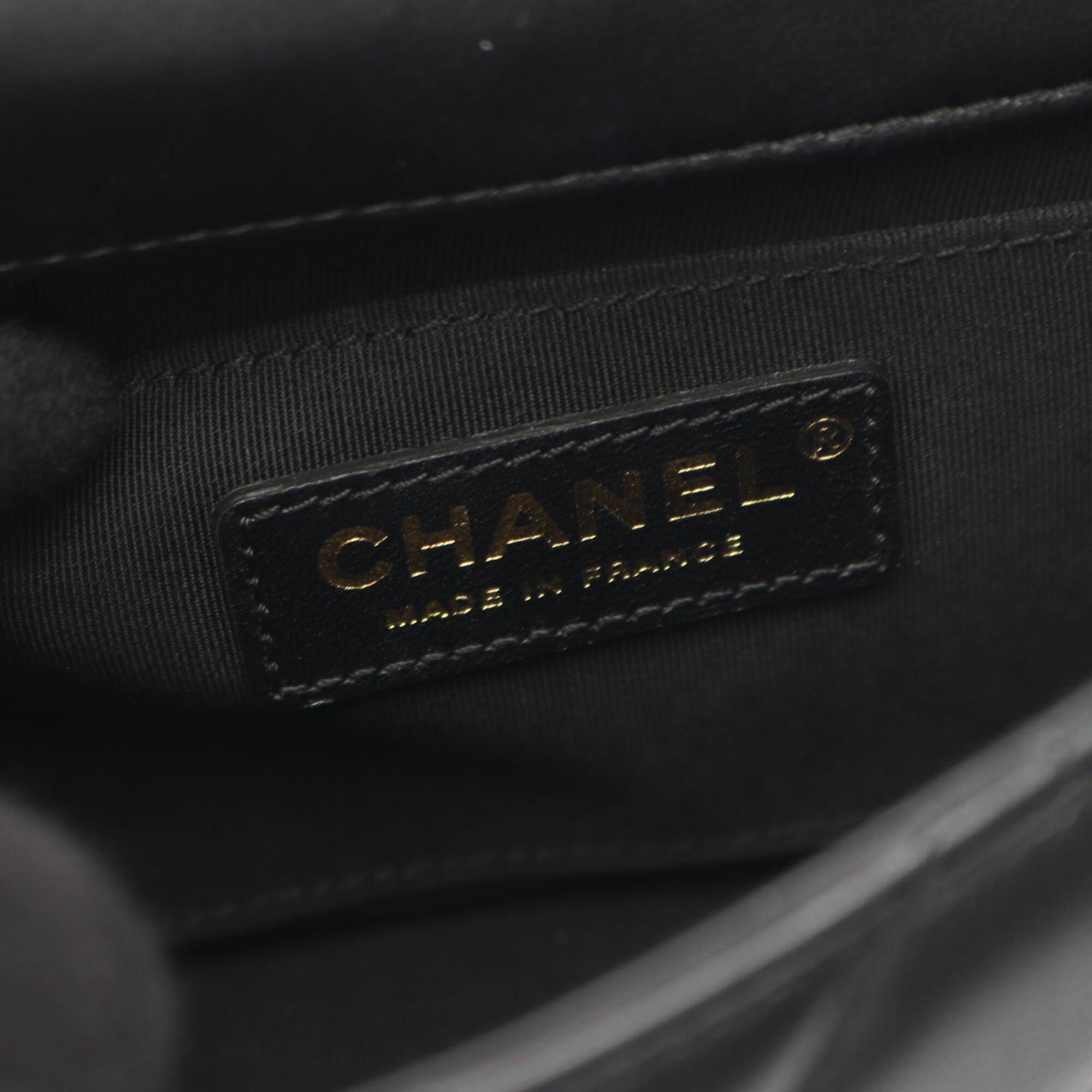 Chanel Black Leather Handbag Shoulder Bag (Pre-Owned)