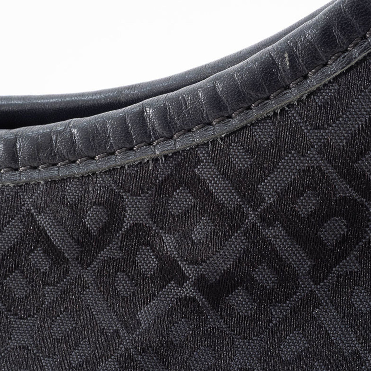 Bally Black Nylon Leather Shoulder Bag (Pre-Owned)