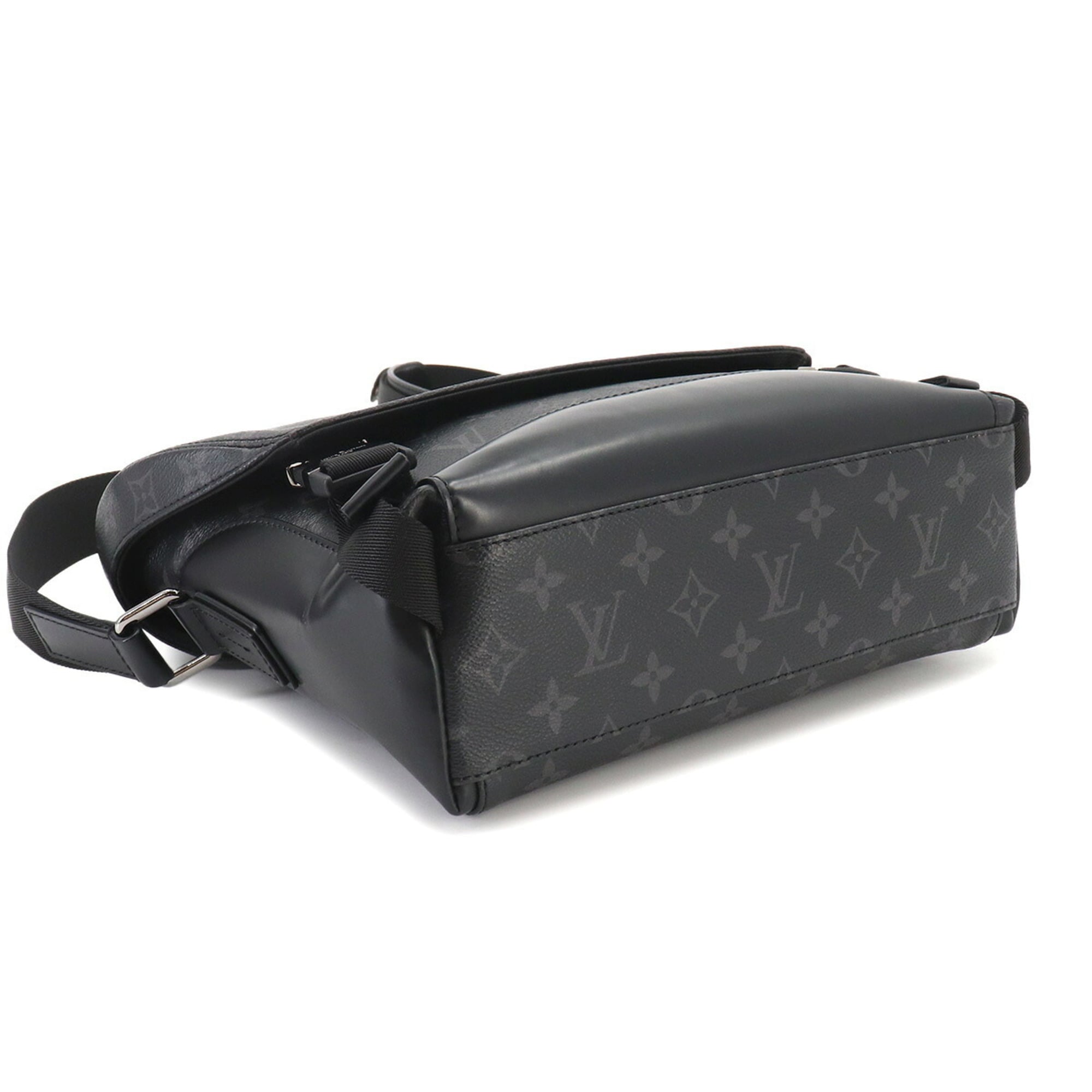 Louis Vuitton Monogram Eclipse Monogram Eclipse Handbag Messenger Bag Shoulder Bag (Pre-Owned)