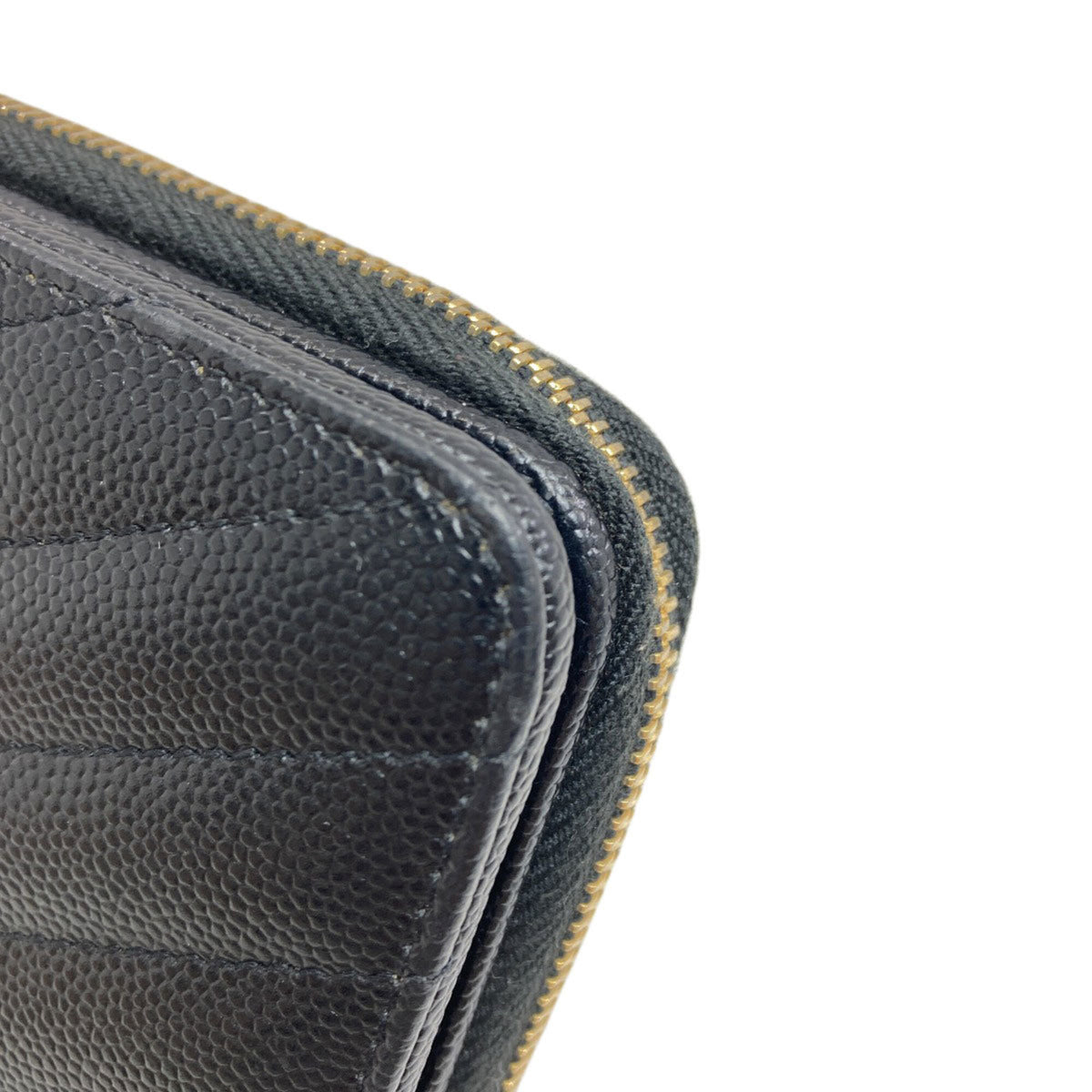 Yves Saint Laurent Black Leather Wallet (Bi-Fold) (Pre-Owned)