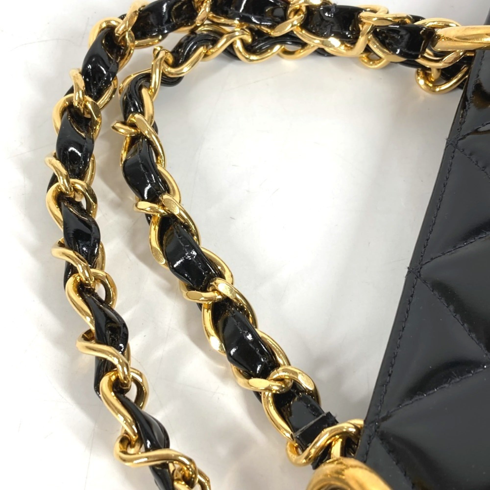 Chanel Black Patent Leather Handbag Tote Bag (Pre-Owned)