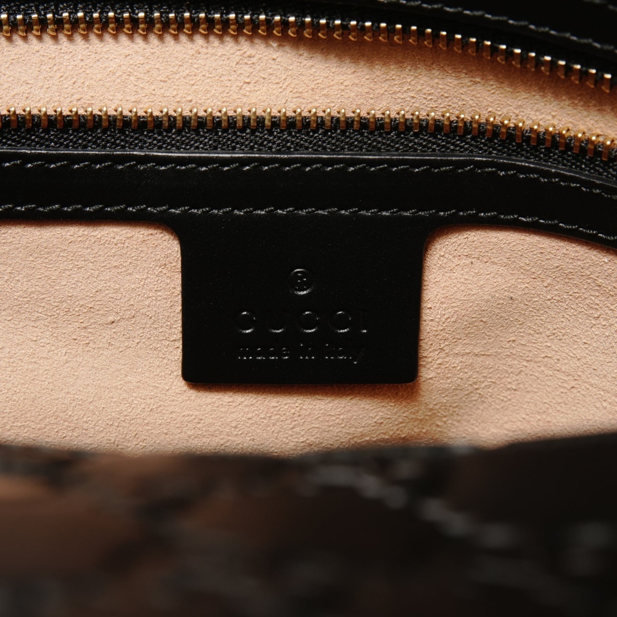 Gucci Black Gg Leather Shoulder Bag (Pre-Owned)