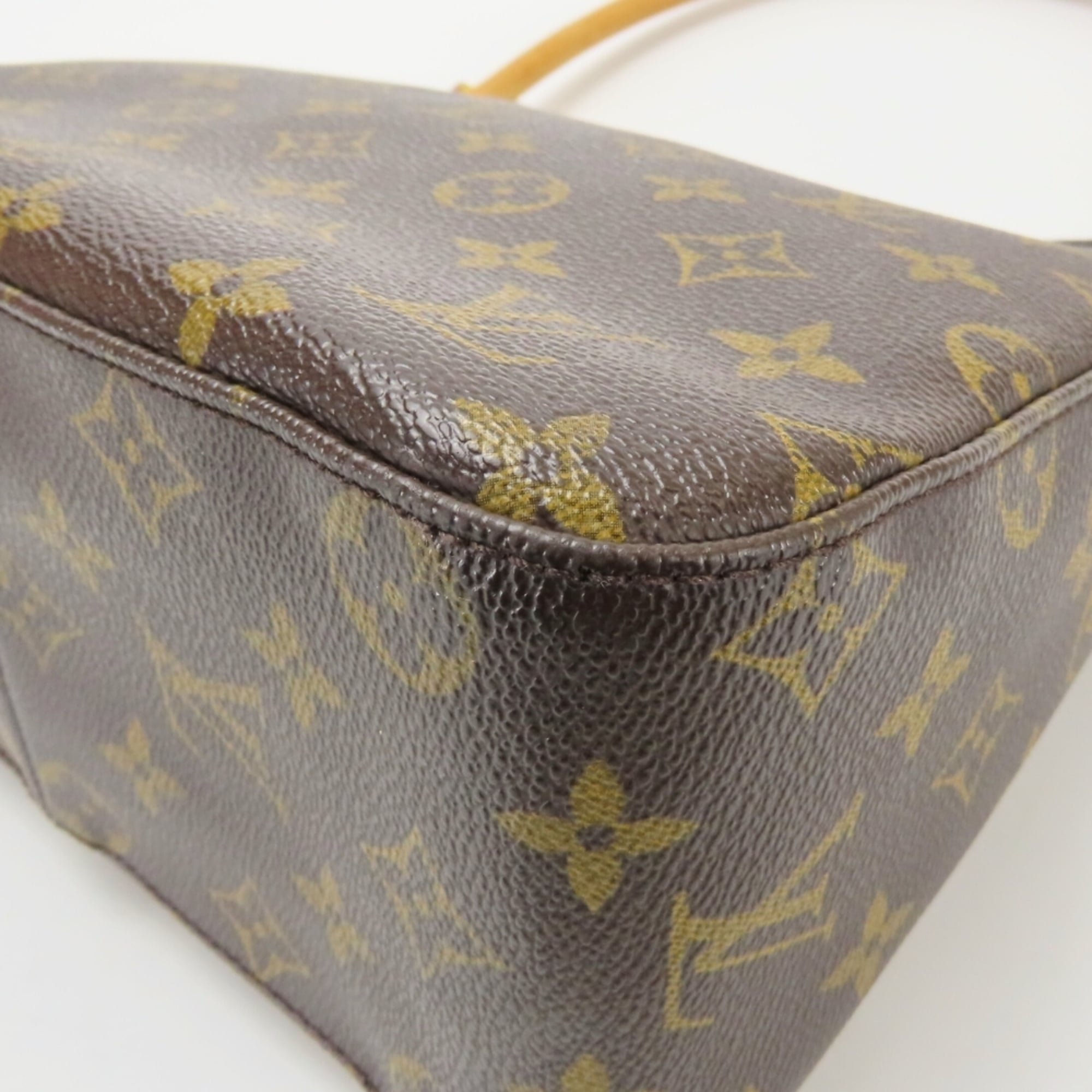 Louis Vuitton Brown Monogram Monogram Shoulder Bag (Pre-Owned)