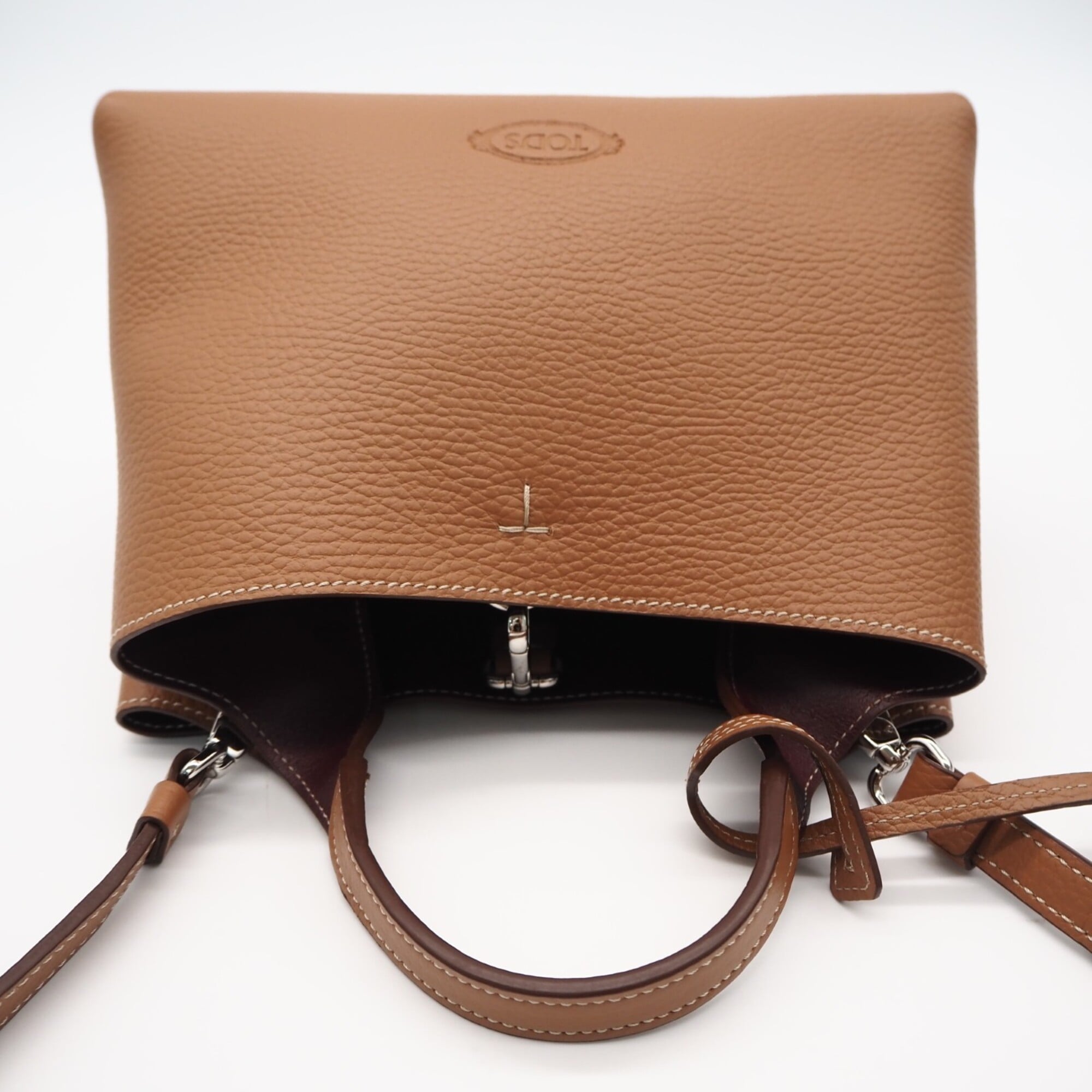 Tod's Brown Leather Handbag (Pre-Owned)