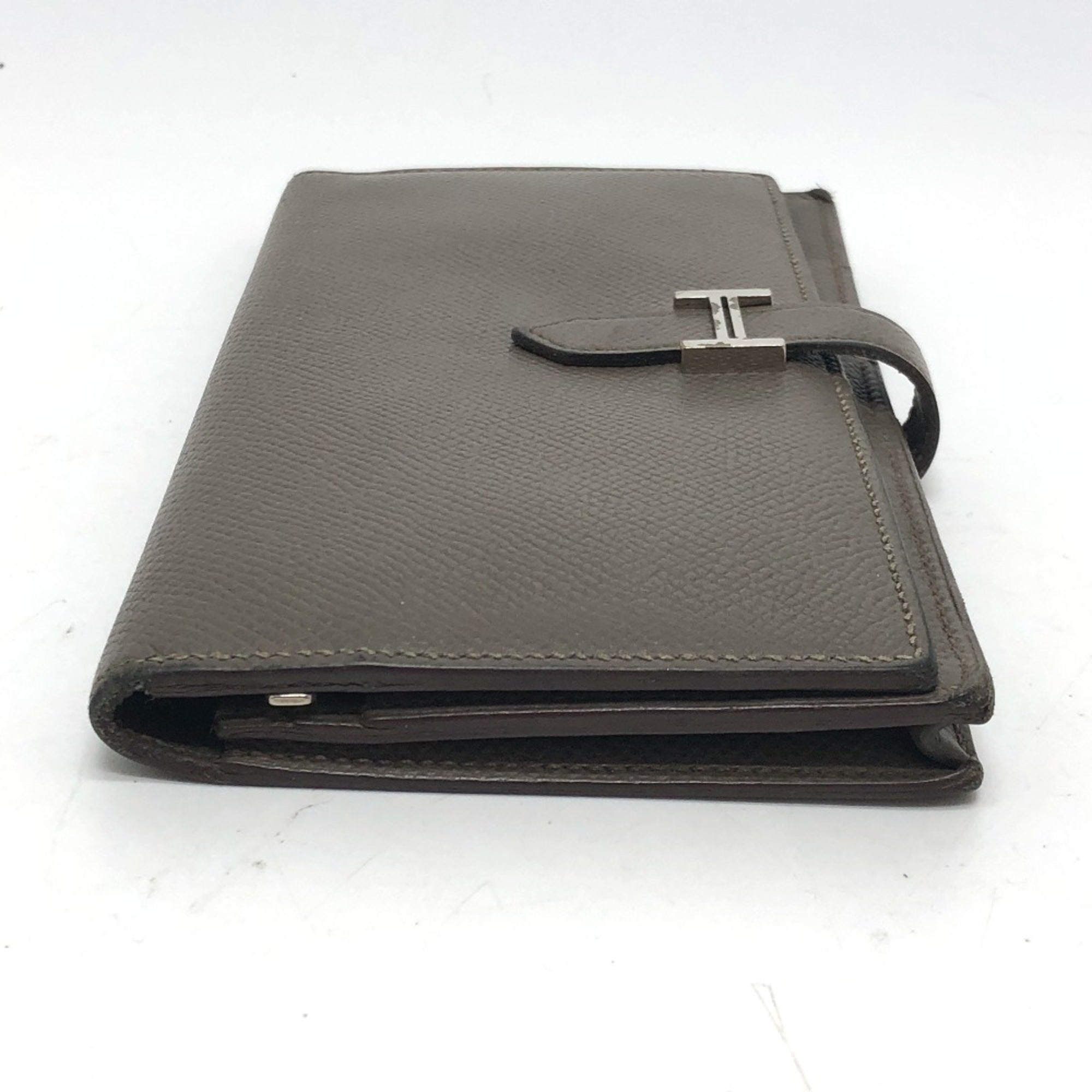 Hermes Gray Leather Long Wallet (Bi-Fold) (Pre-Owned)