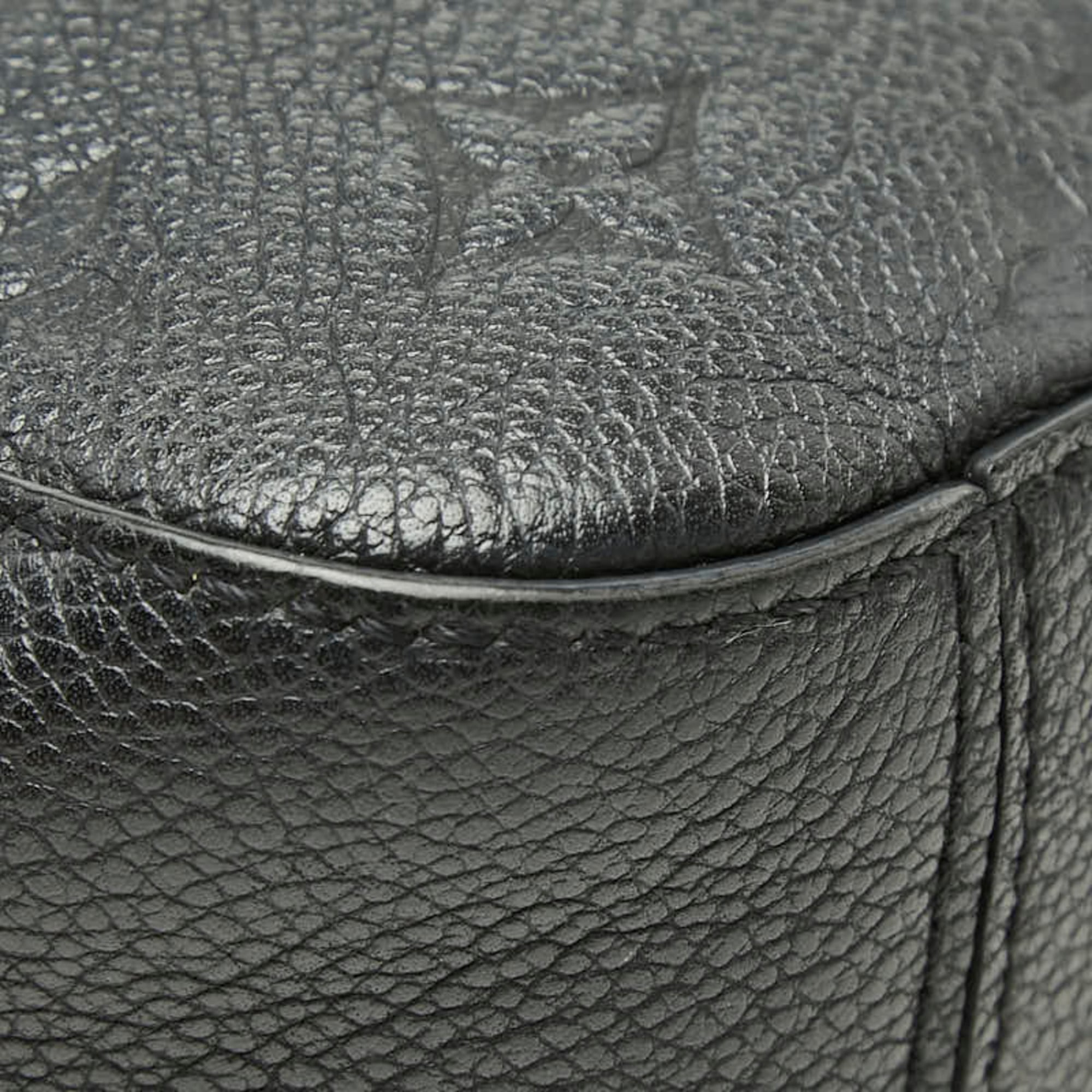 Louis Vuitton Black Noir Leather Shoulder Bag (Pre-Owned)