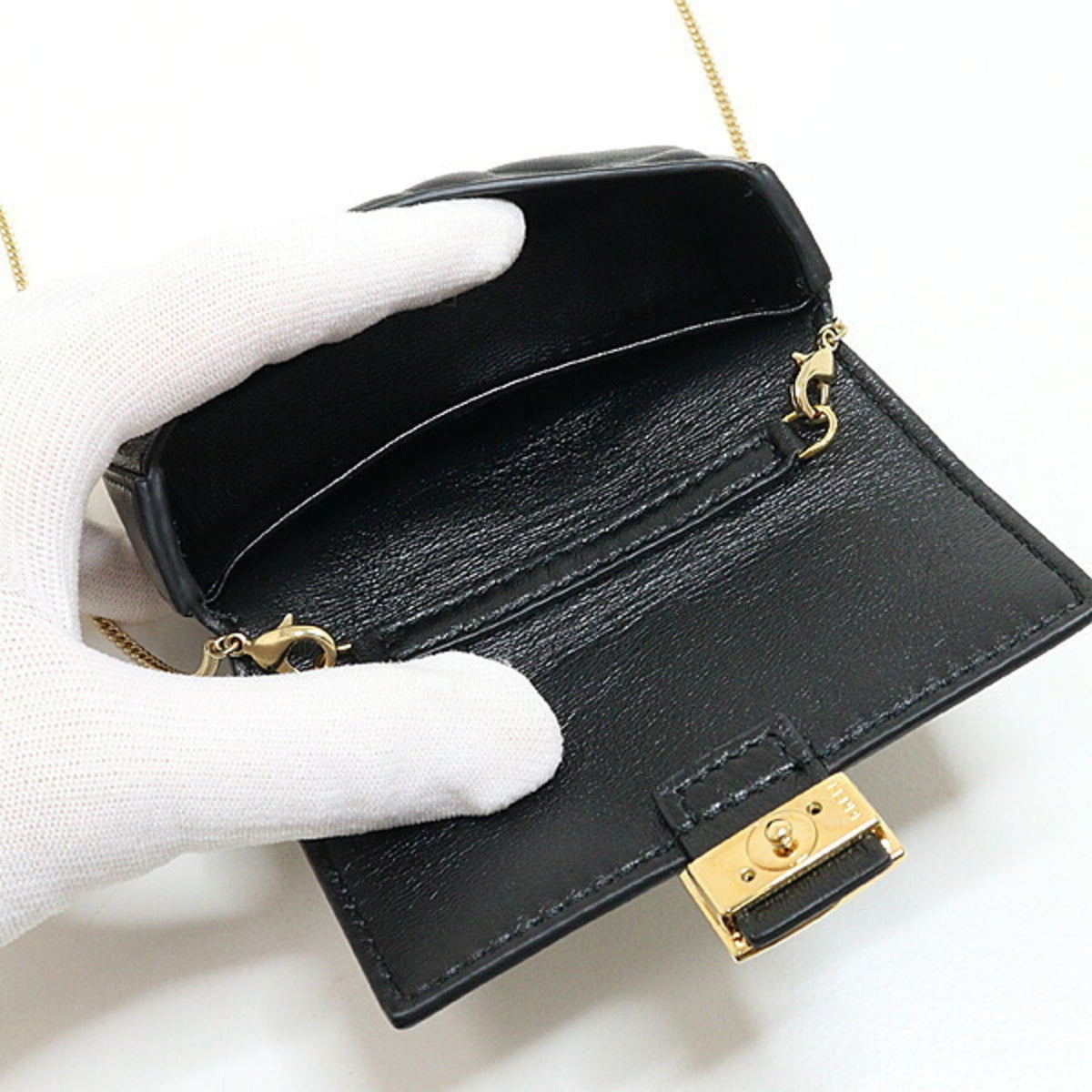 Fendi Black Leather Pouch Shoulder Bag (Pre-Owned)