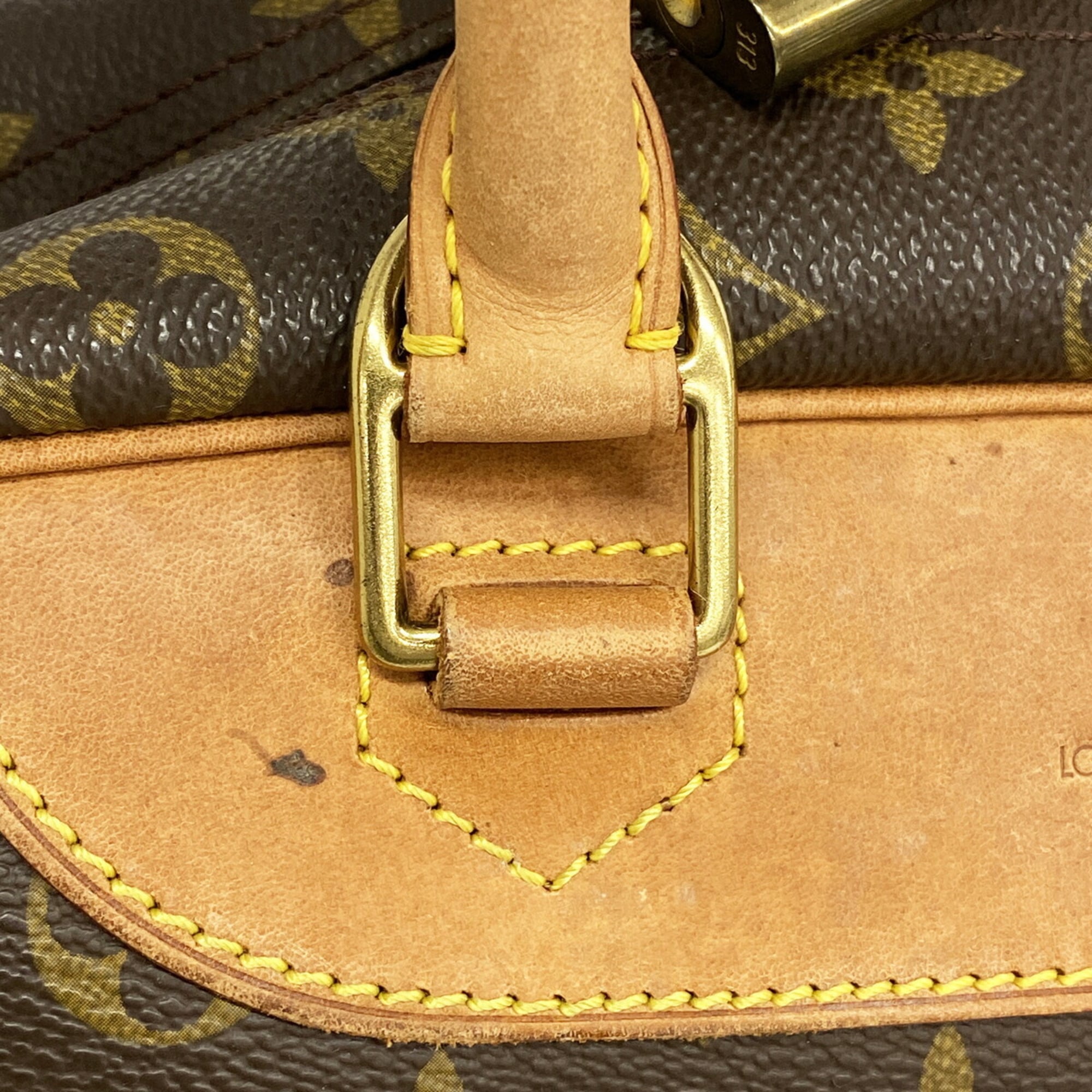 Louis Vuitton Brown Handbag (Pre-Owned)