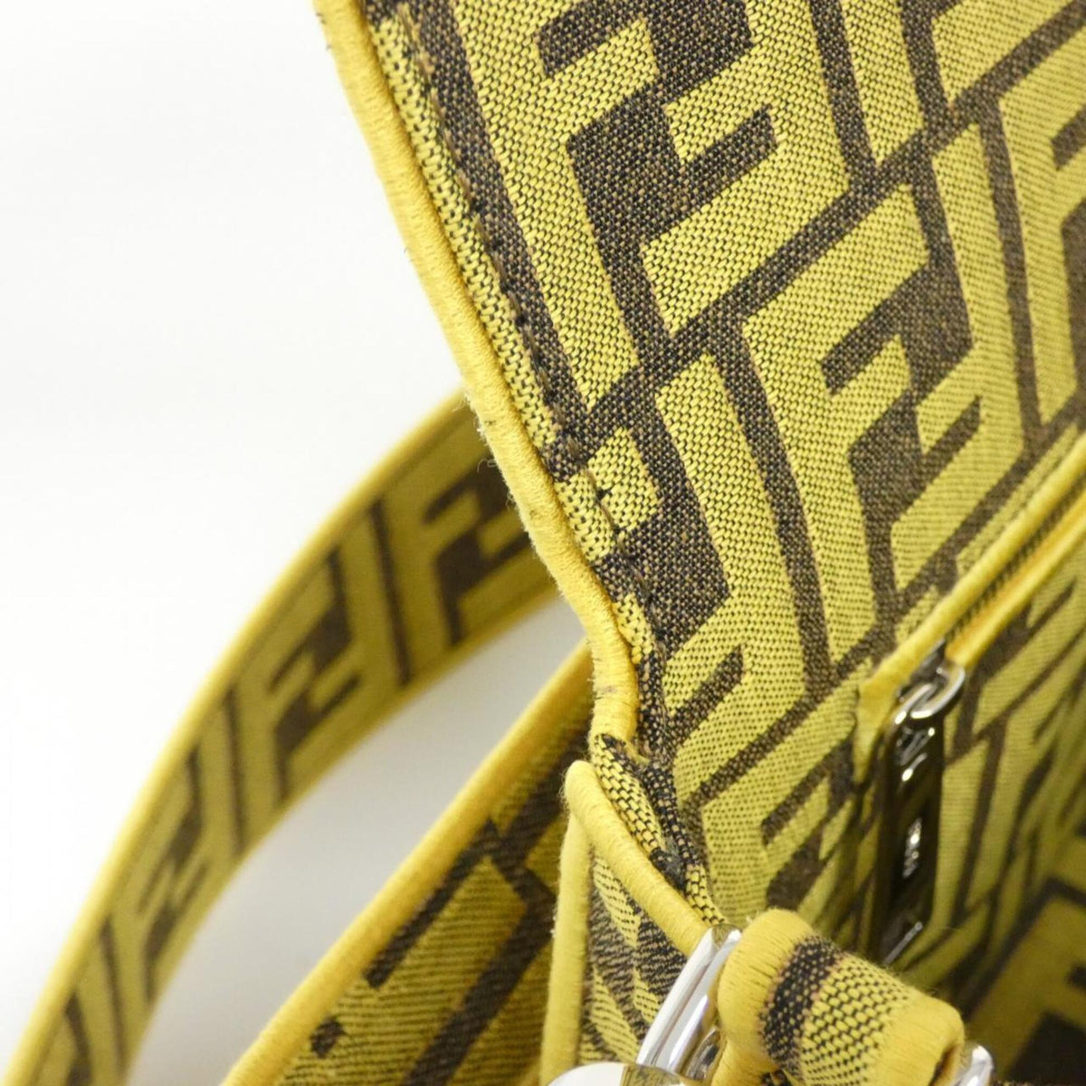 Fendi Yellow Canvas Shoulder Bag (Pre-Owned)