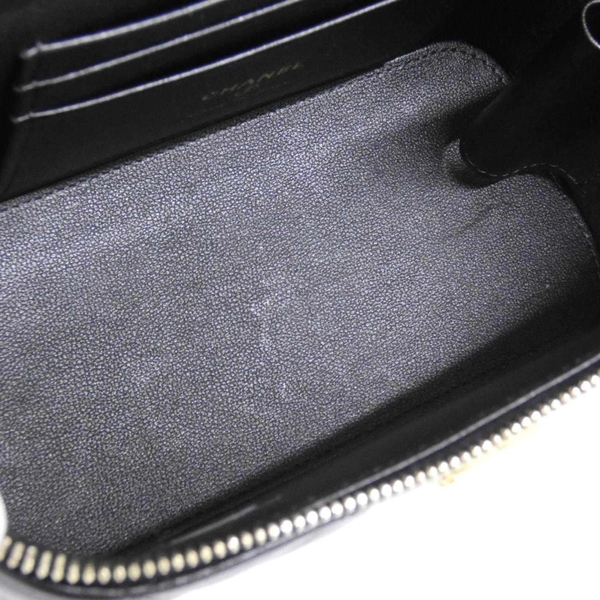 Chanel Black Leather Shoulder Bag (Pre-Owned)