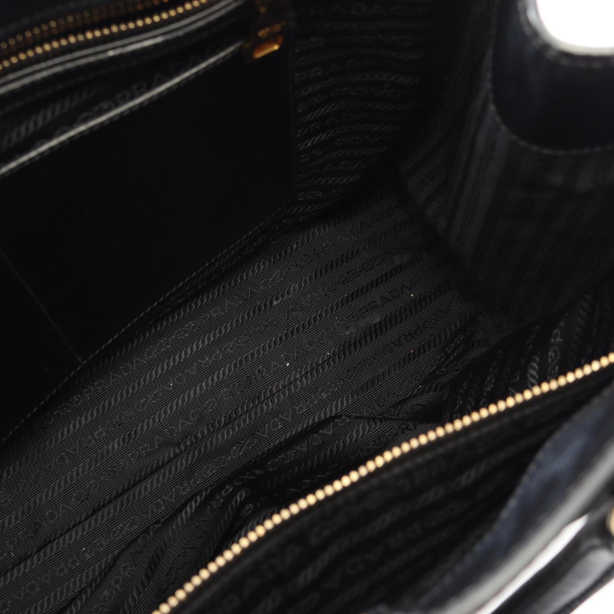 Prada Black White Saffiano Triangle Handbag Tote Bag (Pre-Owned)