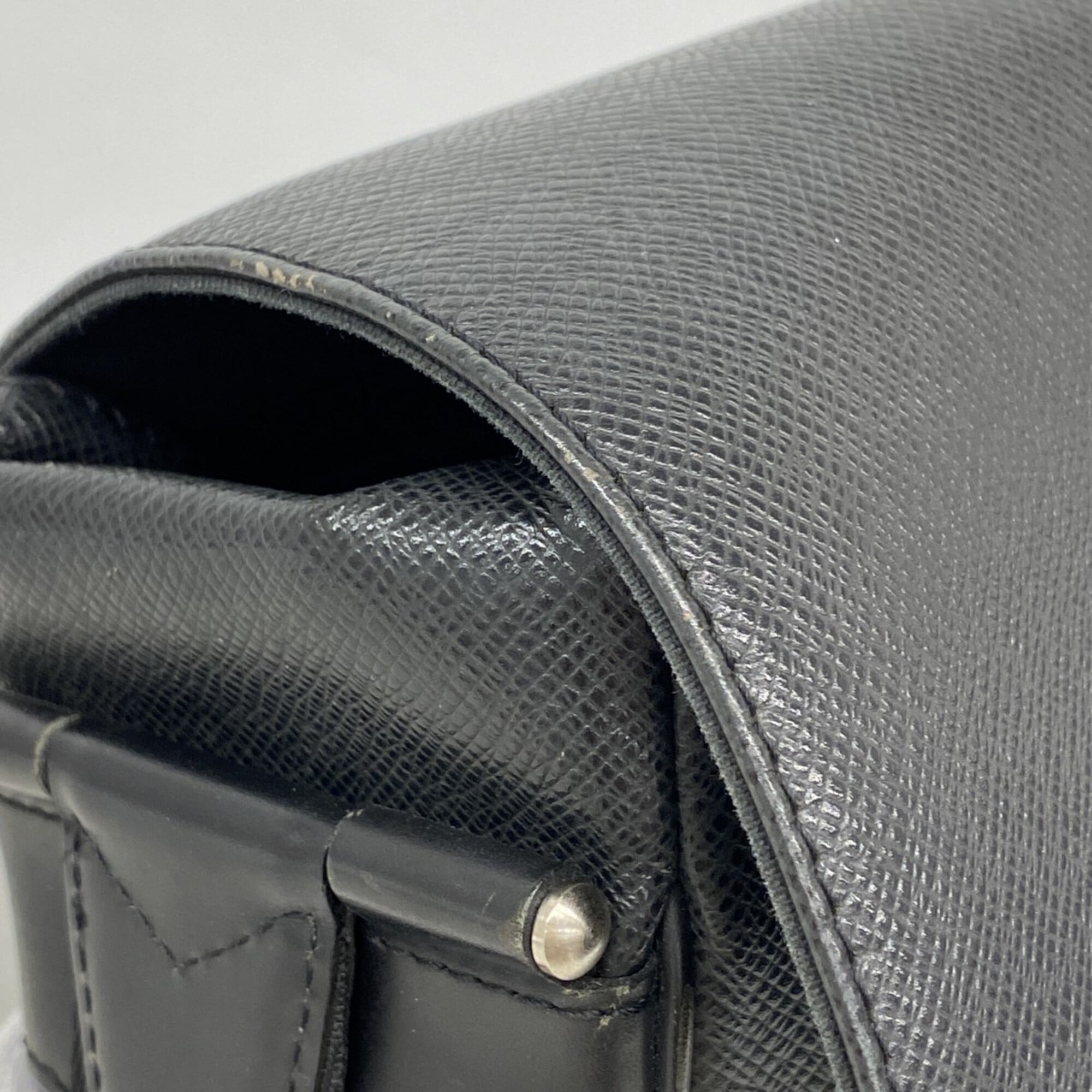Louis Vuitton Ardoise Shoulder Bag (Pre-Owned)