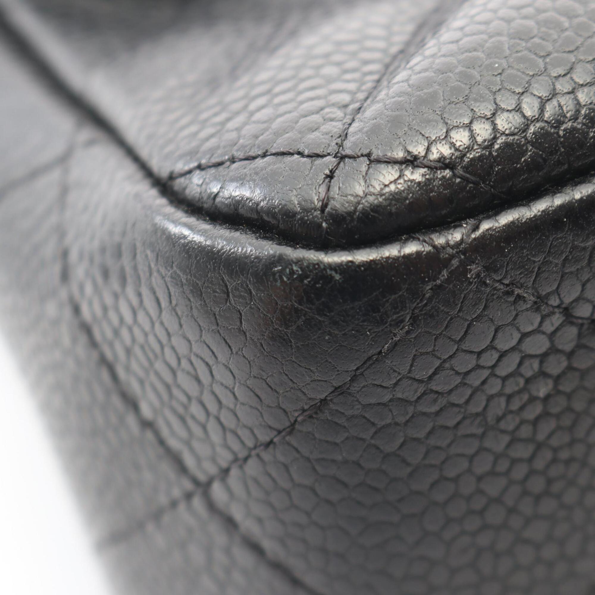 Chanel Black Grained Calfskin Handbag Shoulder Bag (Pre-Owned)