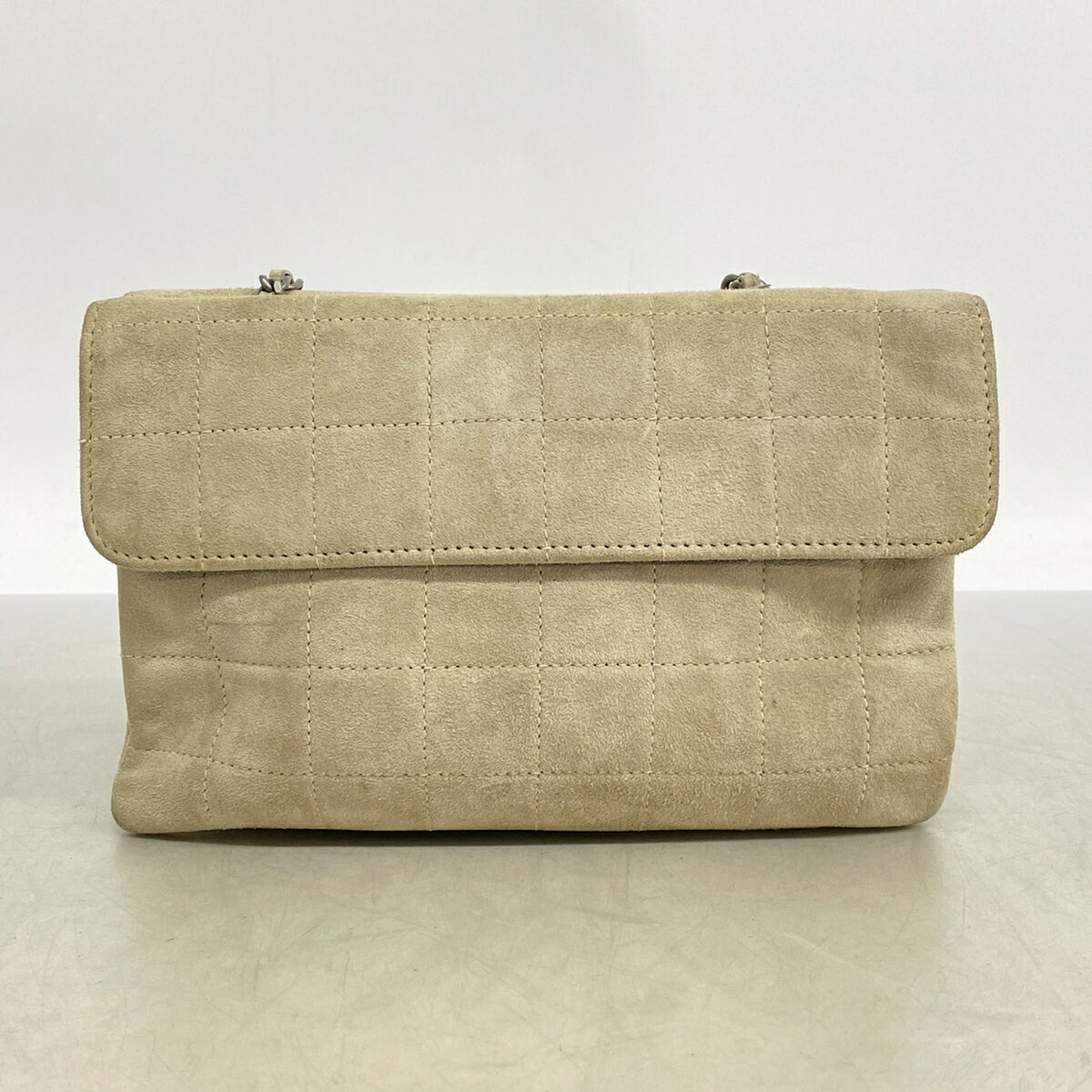 Chanel Gray Suede Handbag (Pre-Owned)