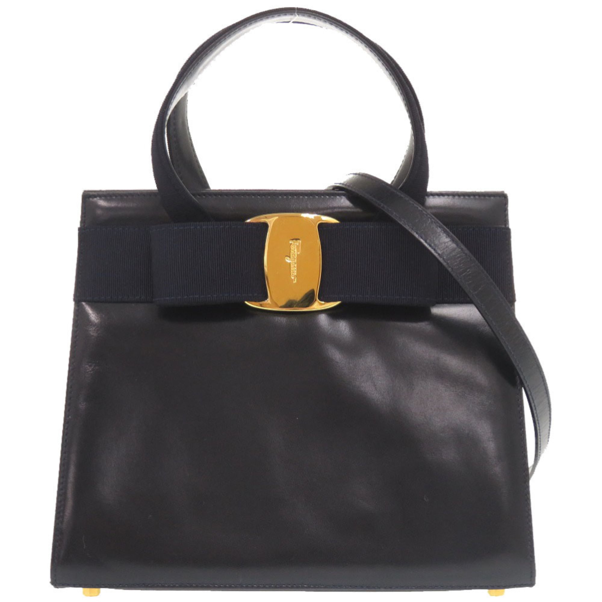 Salvatore Ferragamo Navy Leather Handbag Shoulder Bag (Pre-Owned)