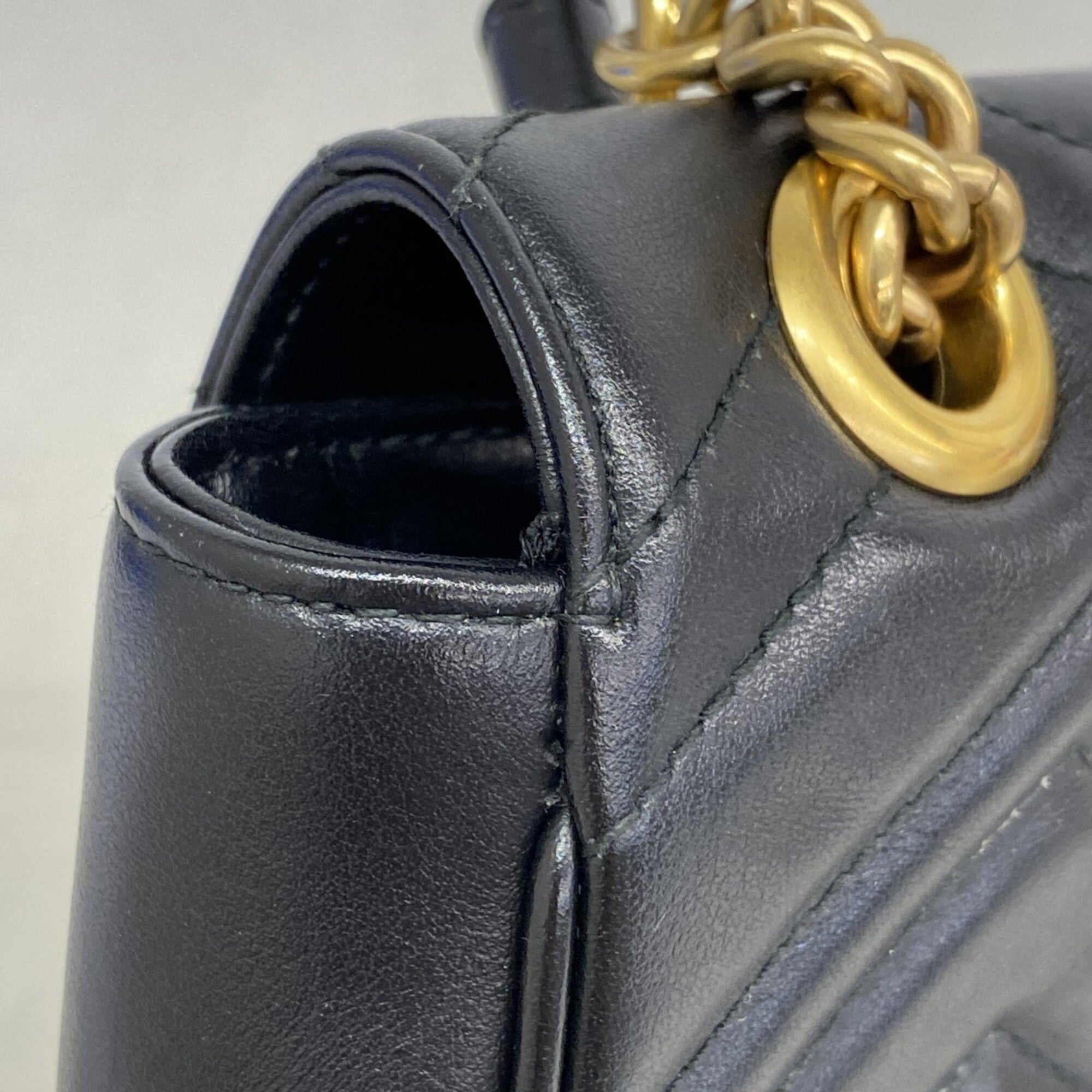 Gucci Black Leather Shoulder Bag (Pre-Owned)