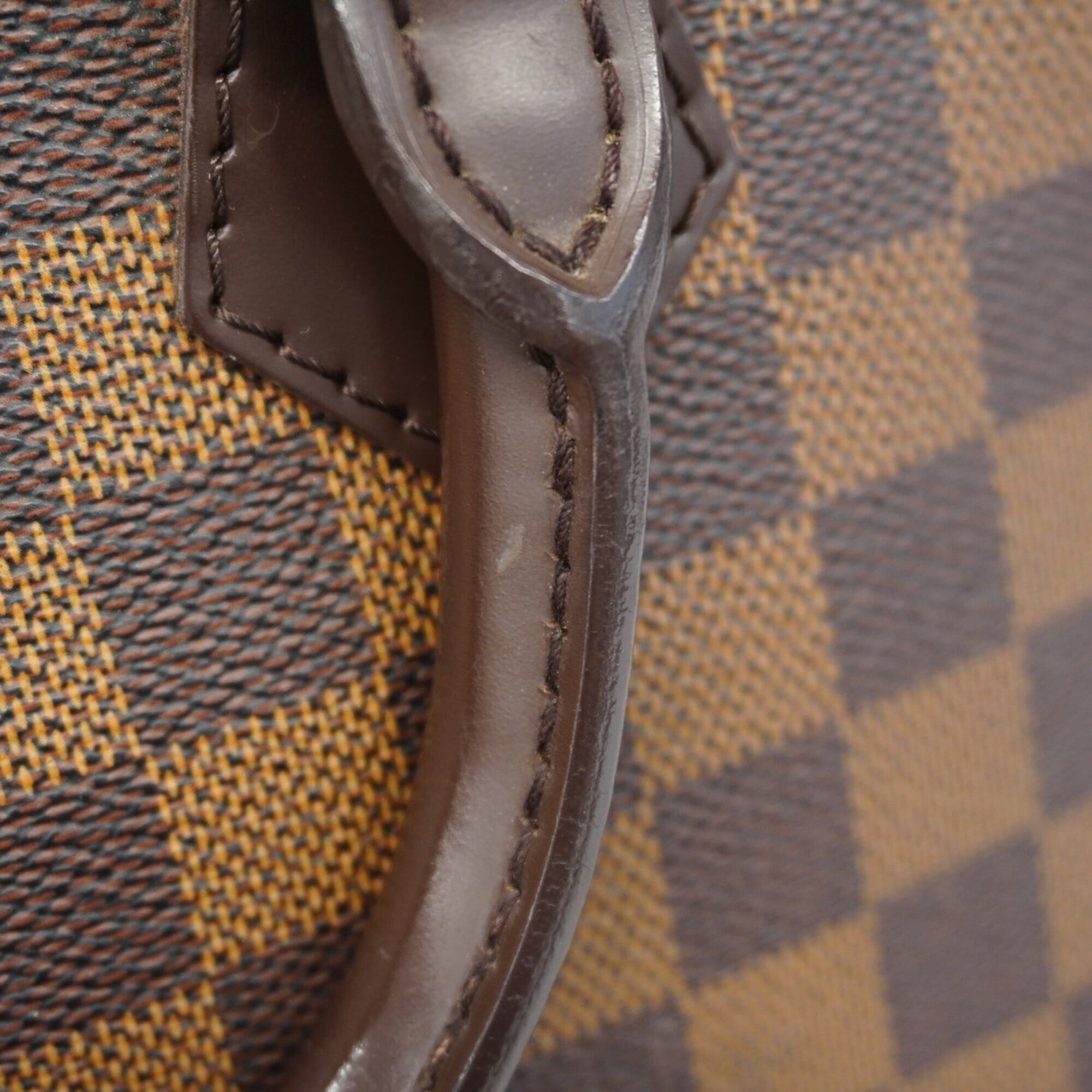 Louis Vuitton Ebene Handbag (Pre-Owned)