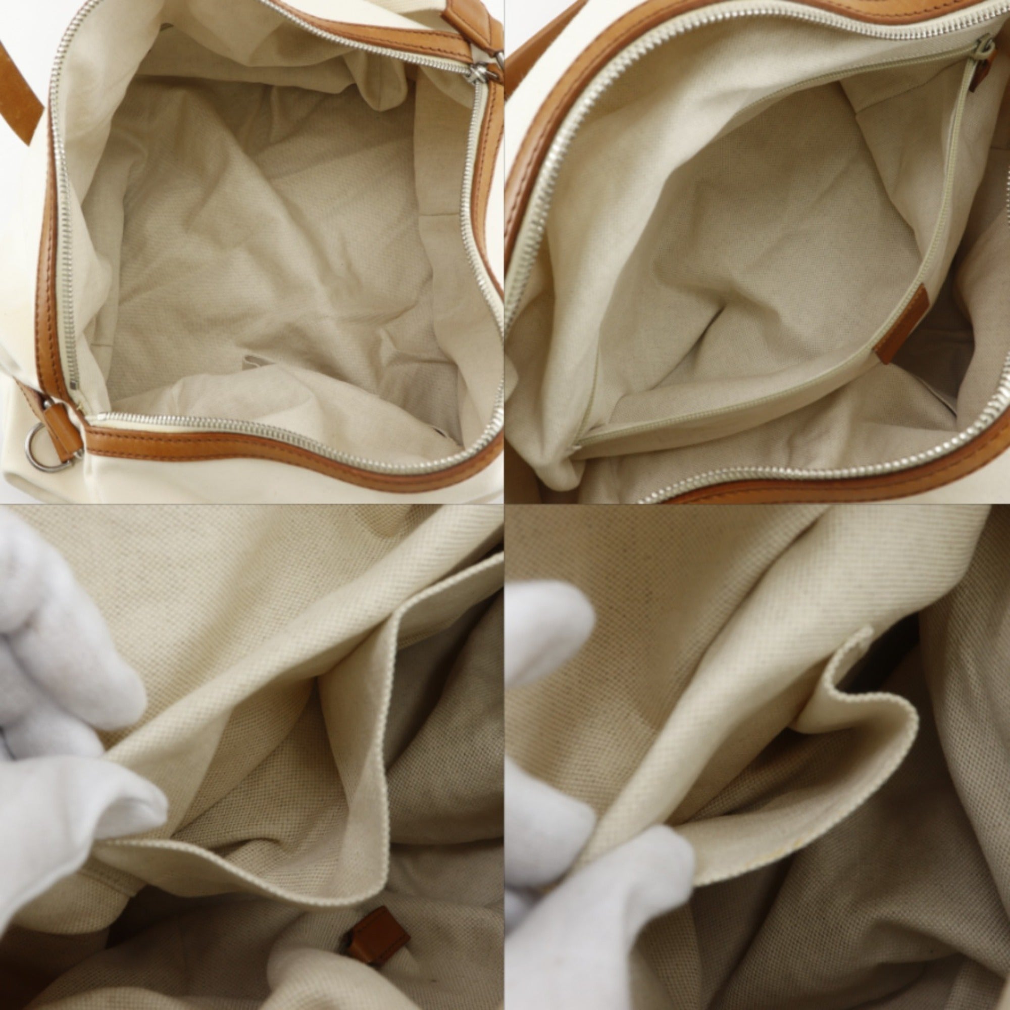 Gucci Off-White Canvas Boston Bag (Pre-Owned)