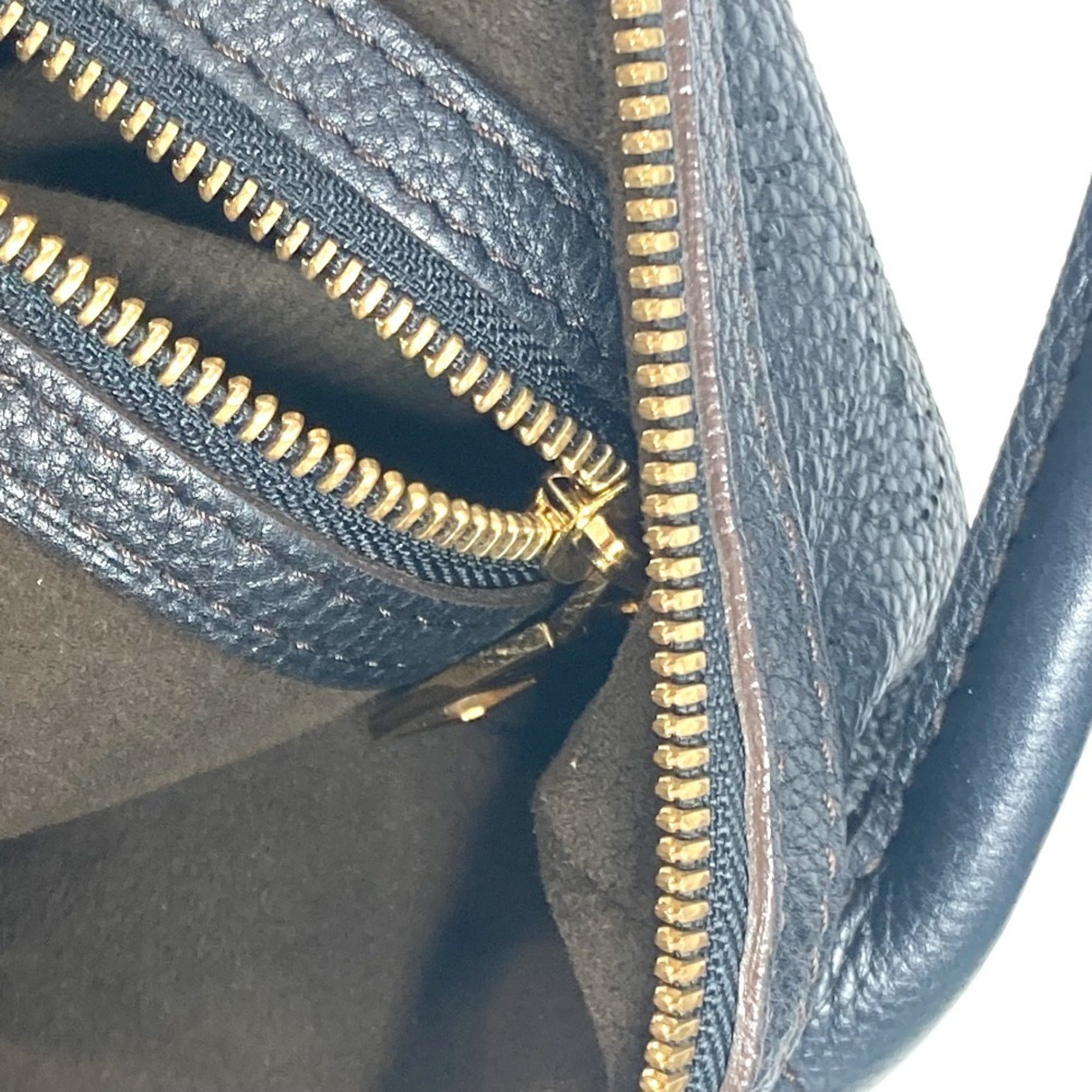 Louis Vuitton Mahina Black Noir Mahina Leather Shoulder Bag (Pre-Owned)