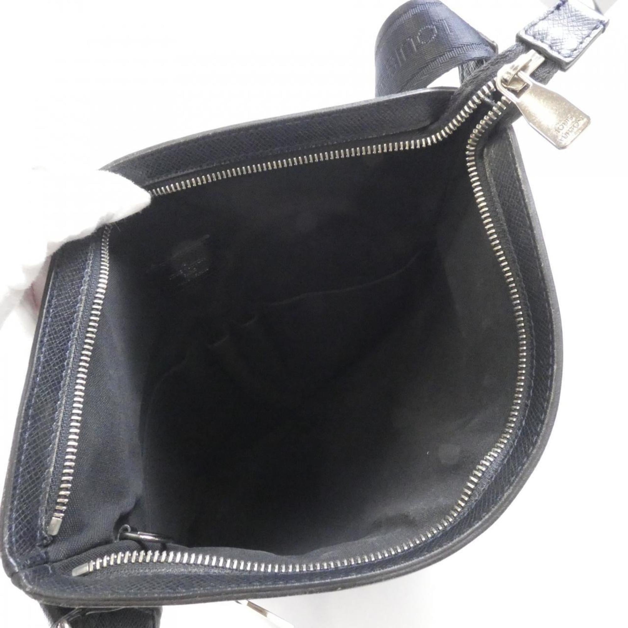 Louis Vuitton Black Boreal Leather Shoulder Bag (Pre-Owned)