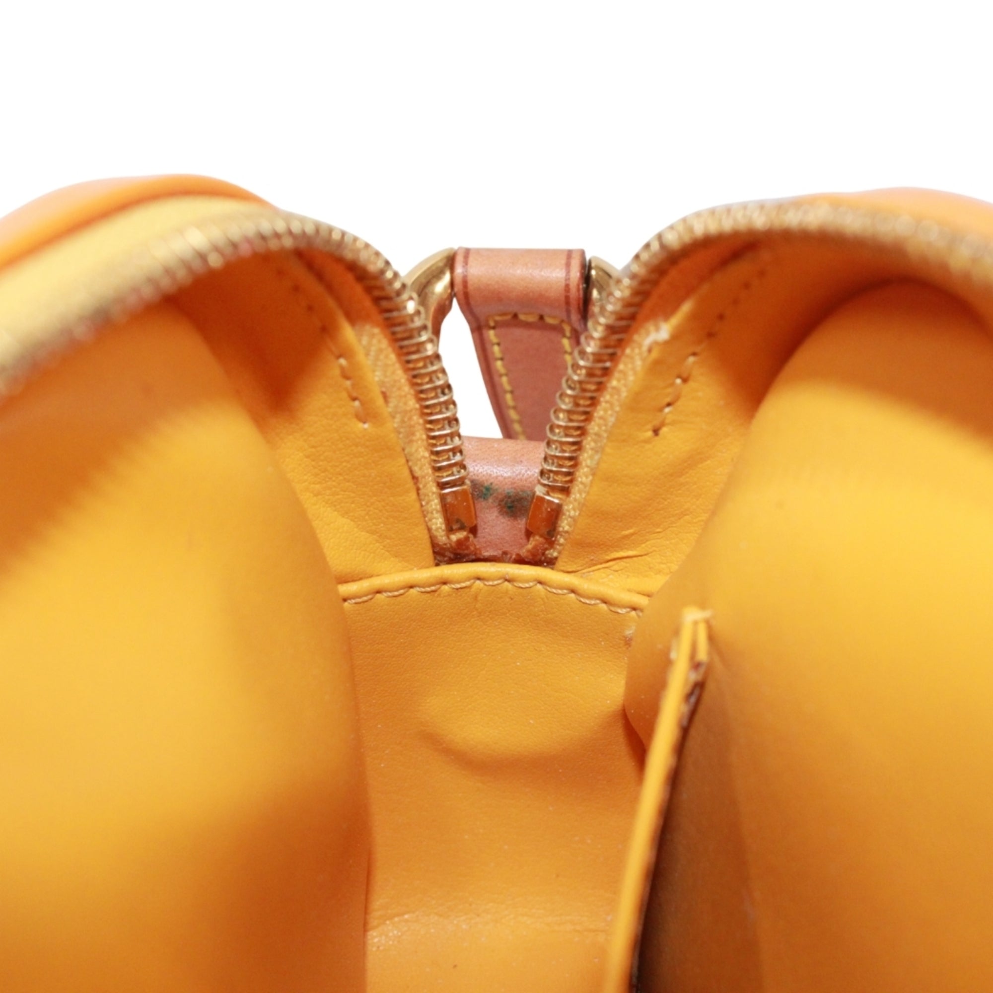 Louis Vuitton Jaune Monogram Vernis Shoulder Bag (Pre-Owned)