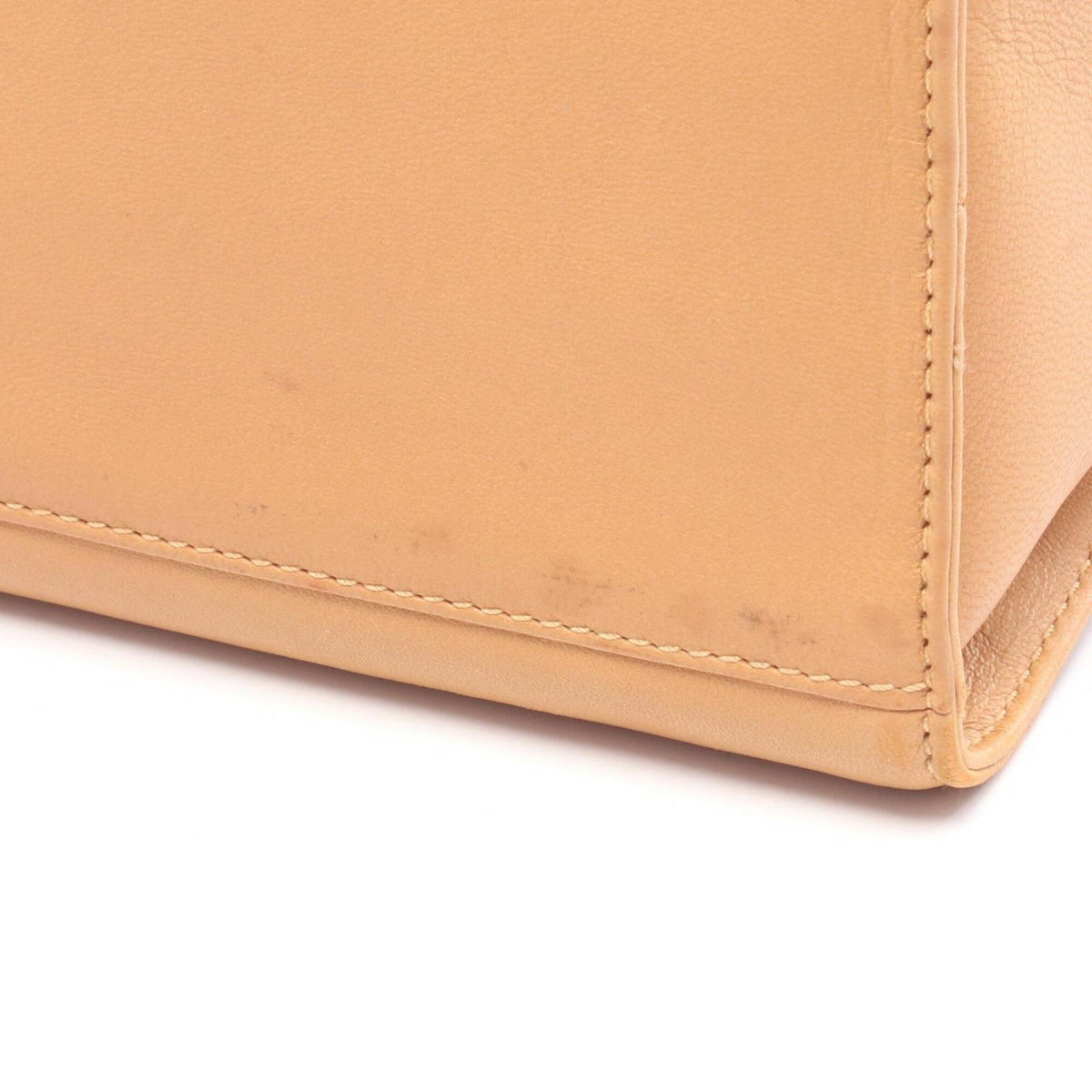 Loewe Beige Leather Handbag (Pre-Owned)
