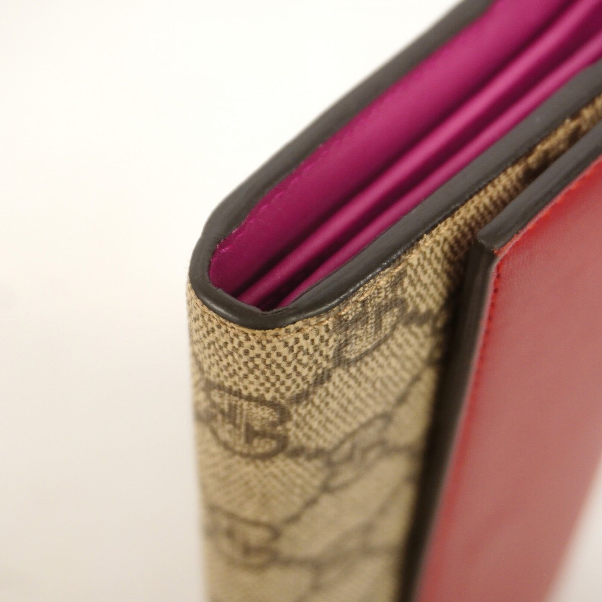 Gucci Brown Red Color Pvc Long Wallet (Bi-Fold) (Pre-Owned)