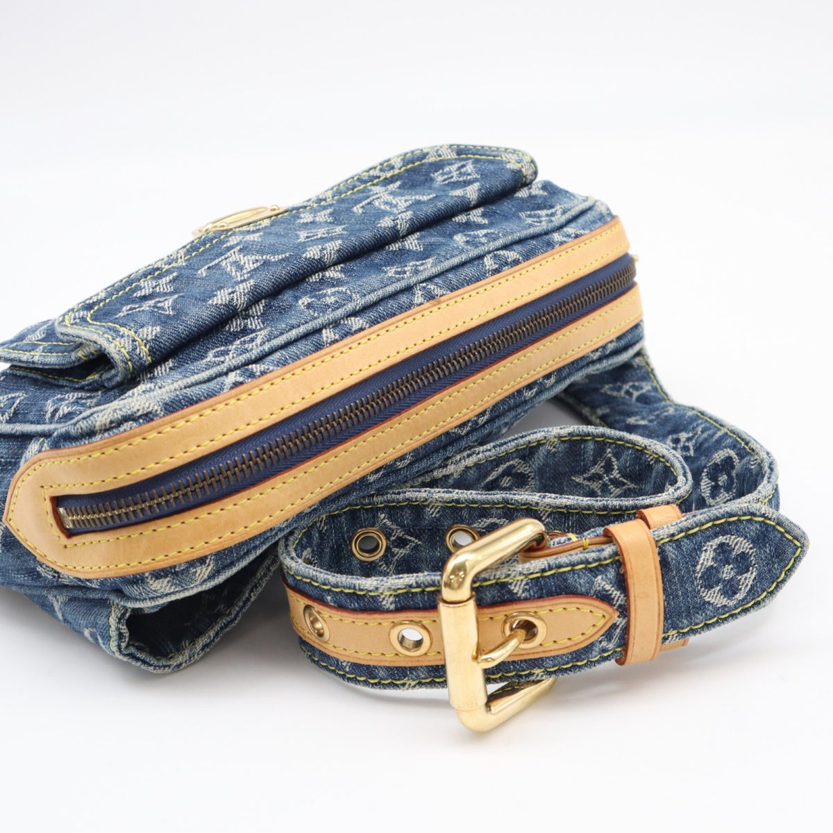 Louis Vuitton Beige Blue Cotton Fanny Pack (Pre-Owned)