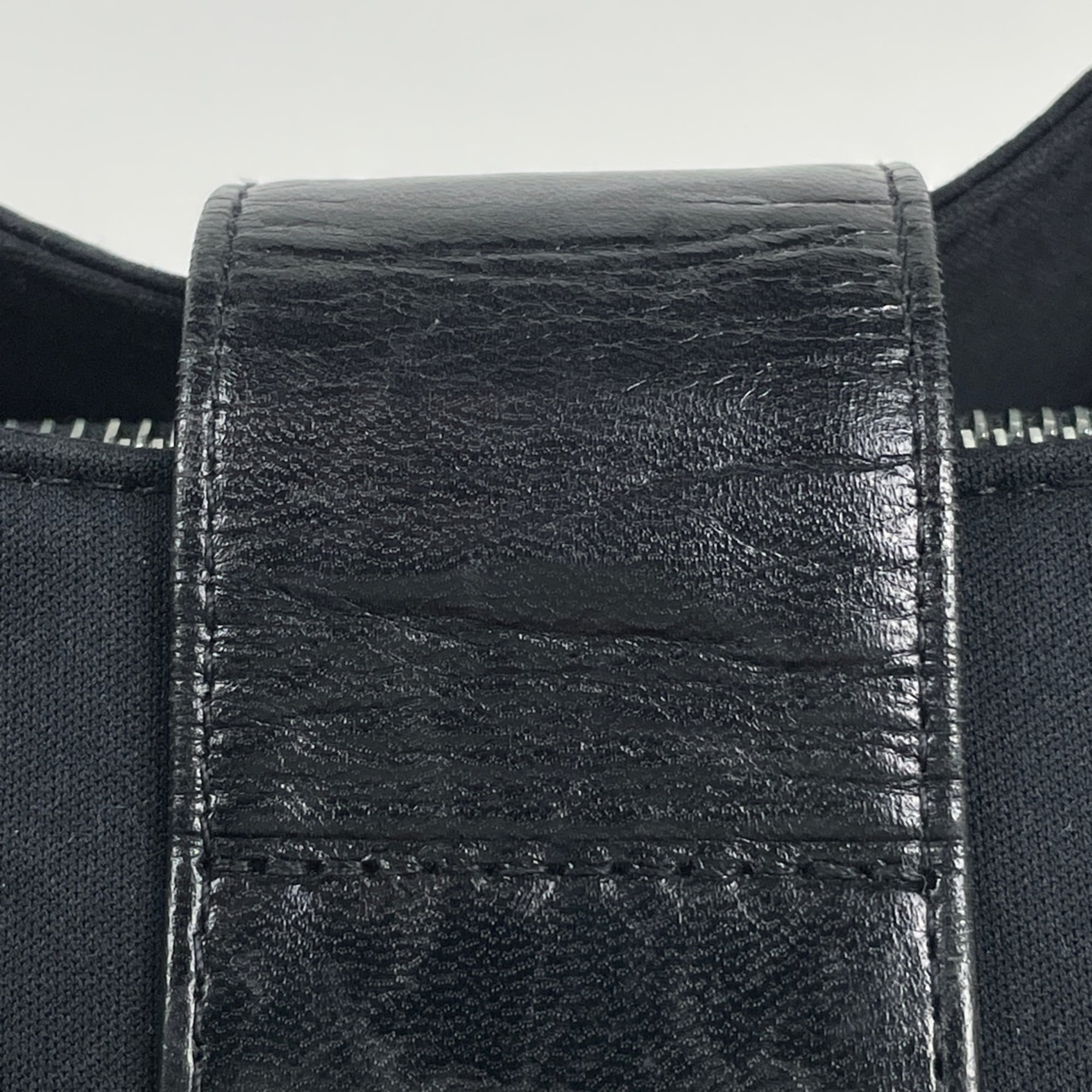 Fendi Black Fabric Leather Handbag (Pre-Owned)