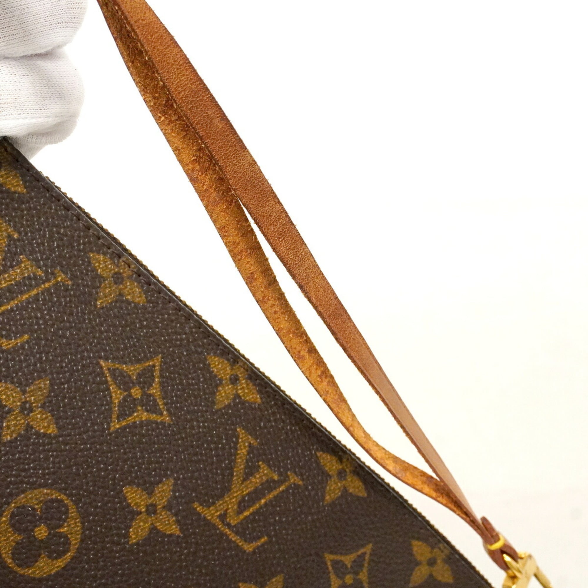 Louis Vuitton Brown Pouch (Pre-Owned)