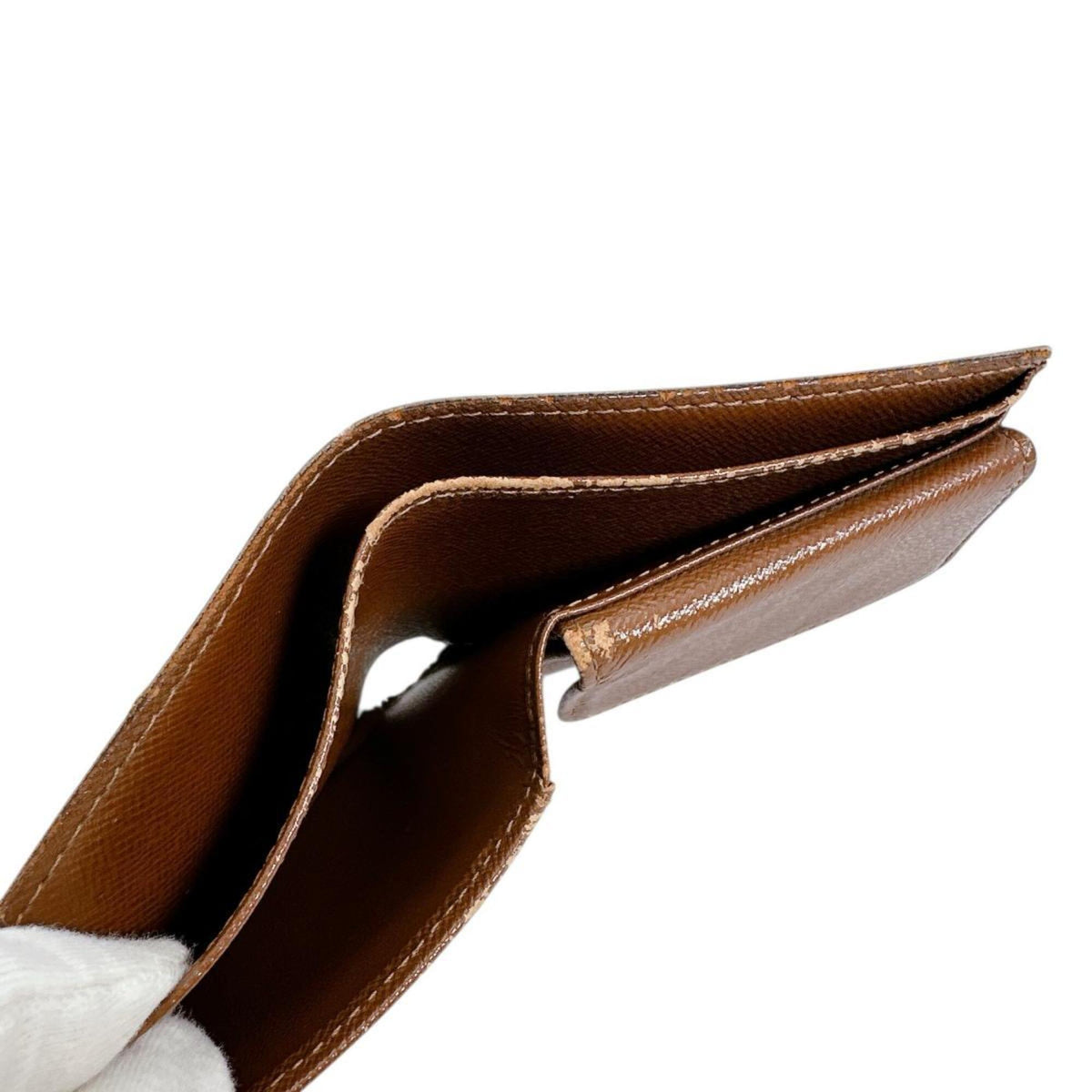 Louis Vuitton Monogram Brown Monogram Wallet (Bi-Fold) (Pre-Owned)
