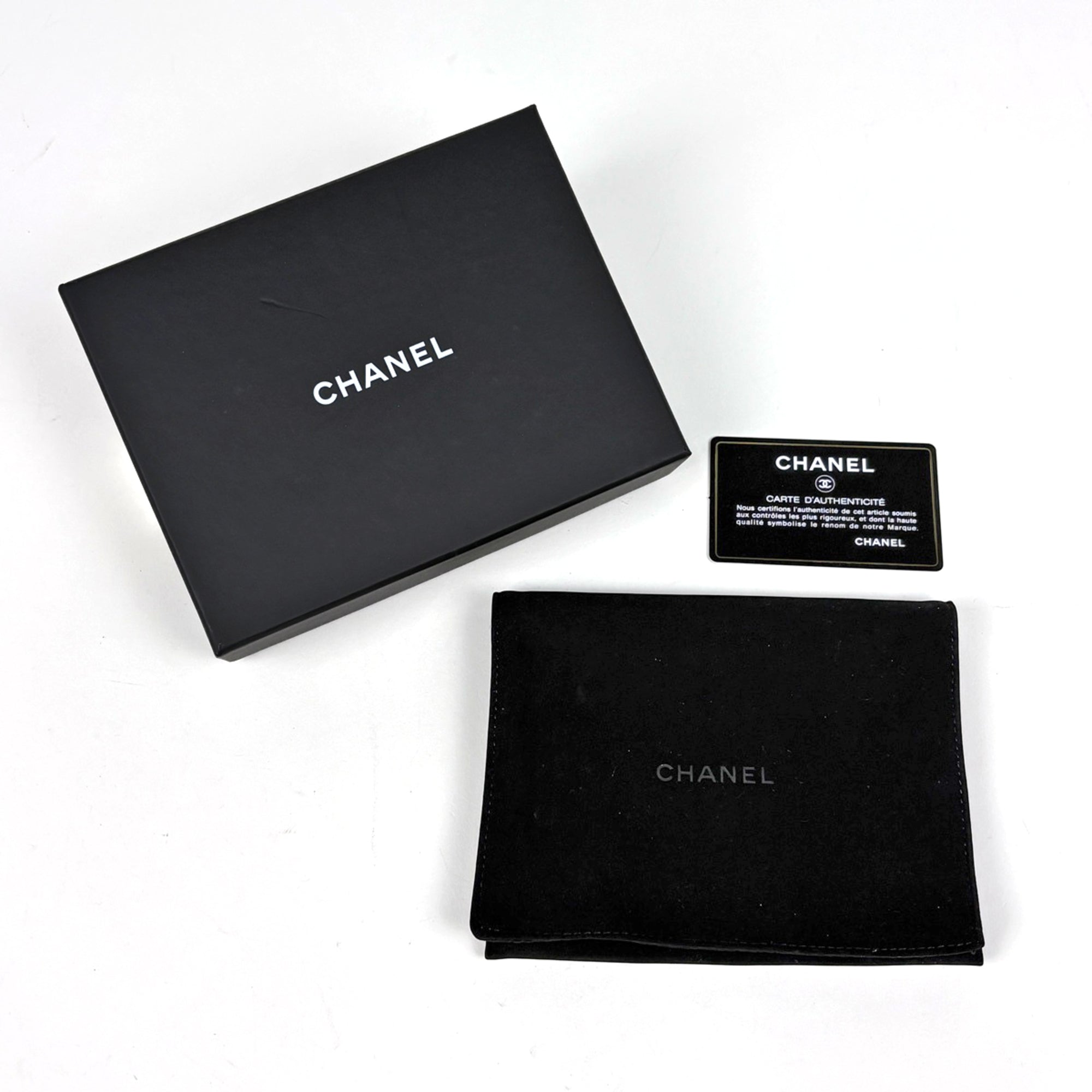 Chanel Black Grained Calfskin Wallet (Tri-Fold) (Pre-Owned)