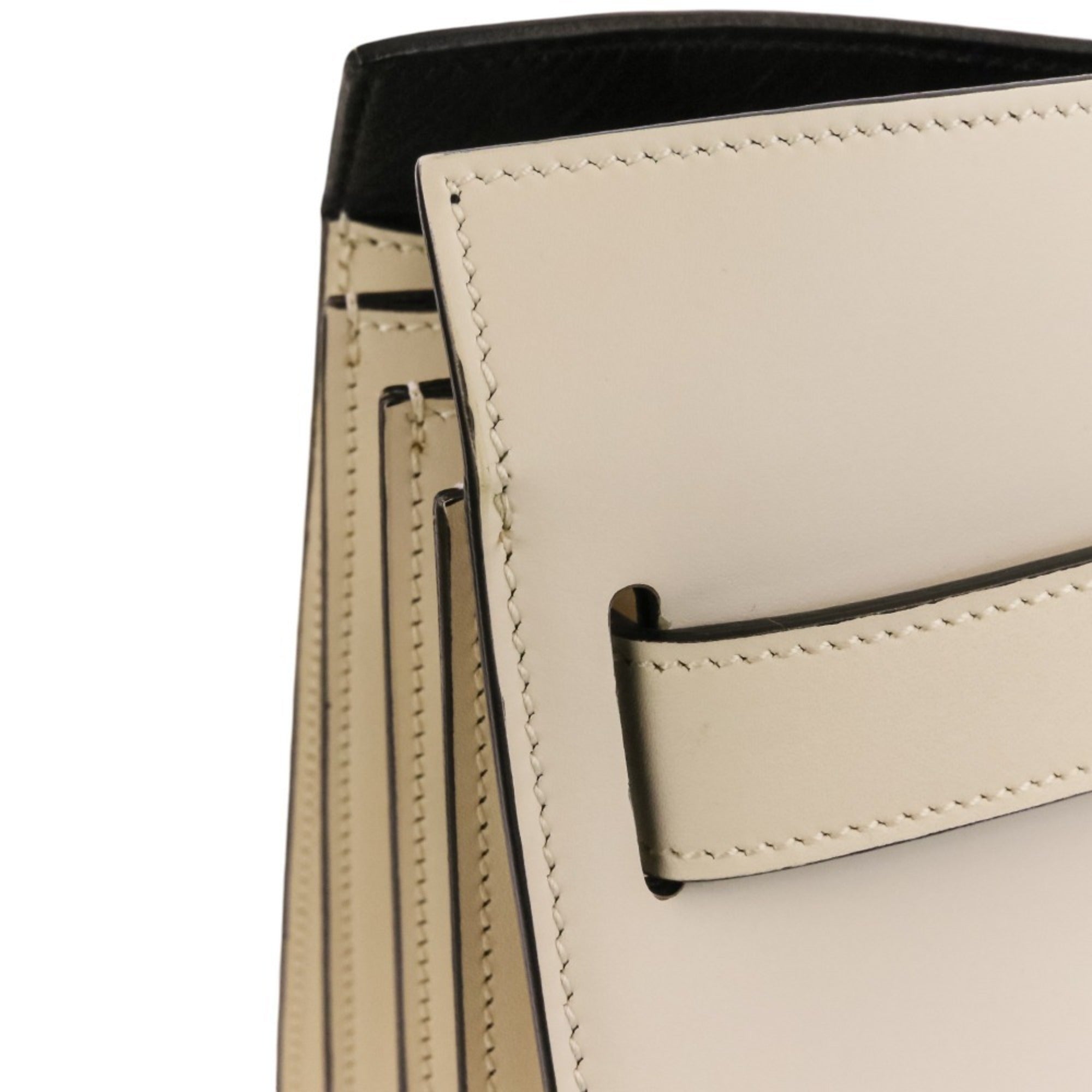 Yves Saint Laurent Ivory Leather Tote Bag (Pre-Owned)