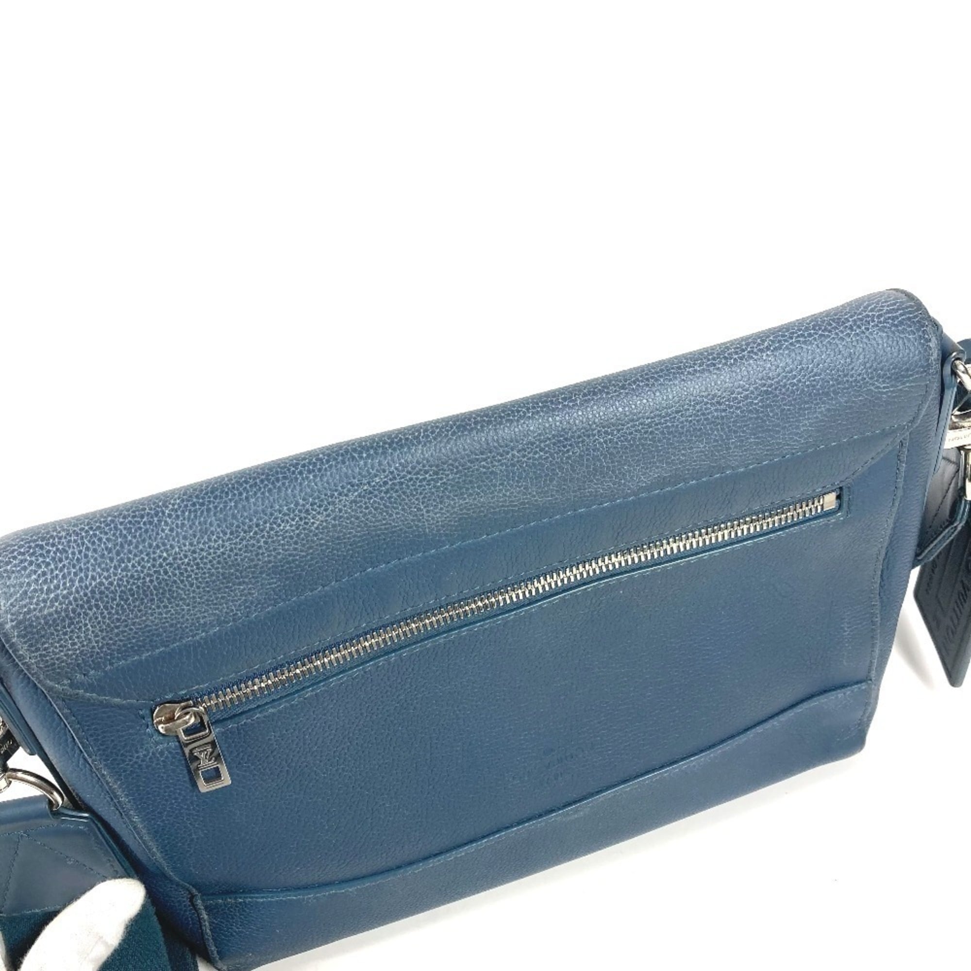 Louis Vuitton Navy Leather Shoulder Bag (Pre-Owned)