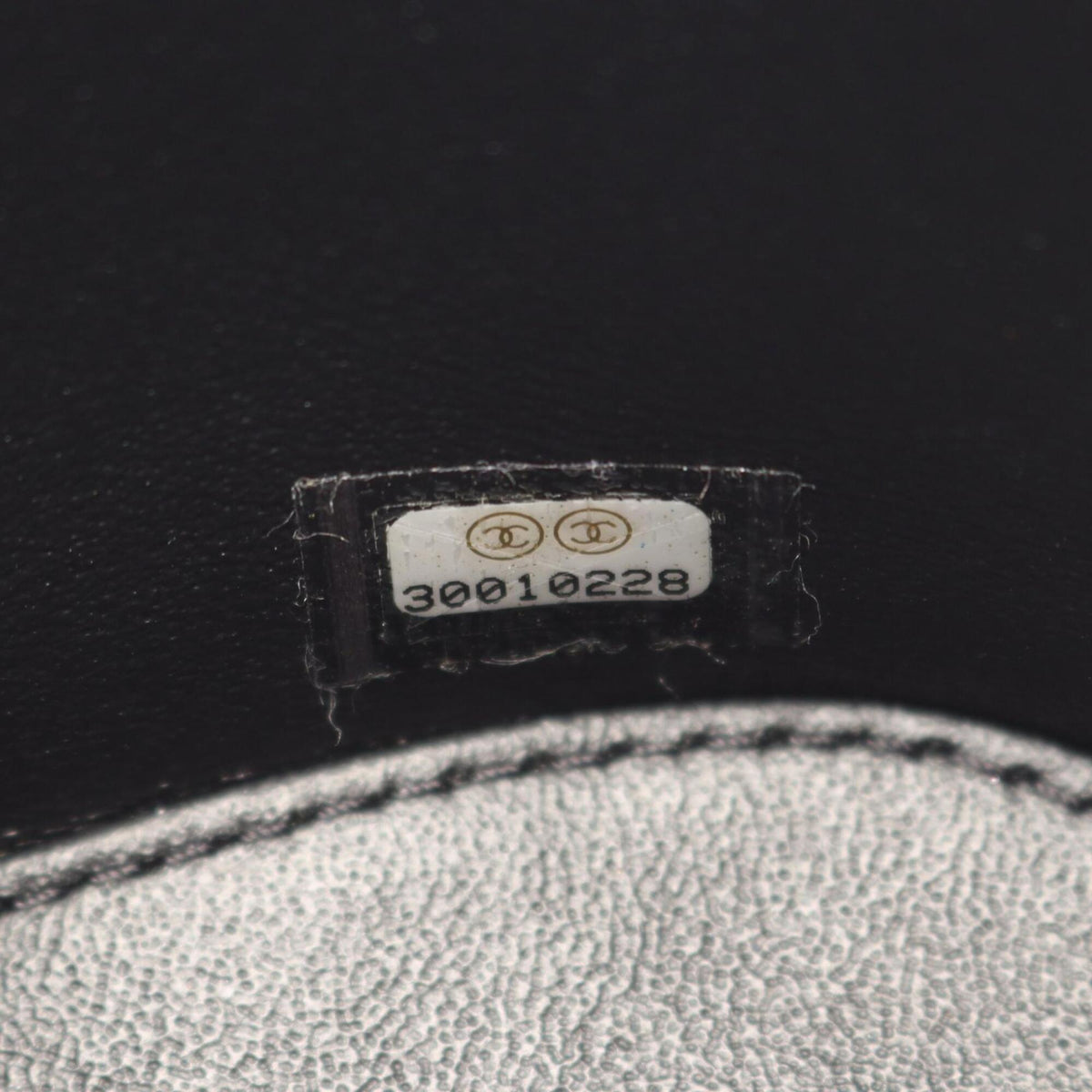 Chanel Black Leather Handbag Shoulder Bag (Pre-Owned)