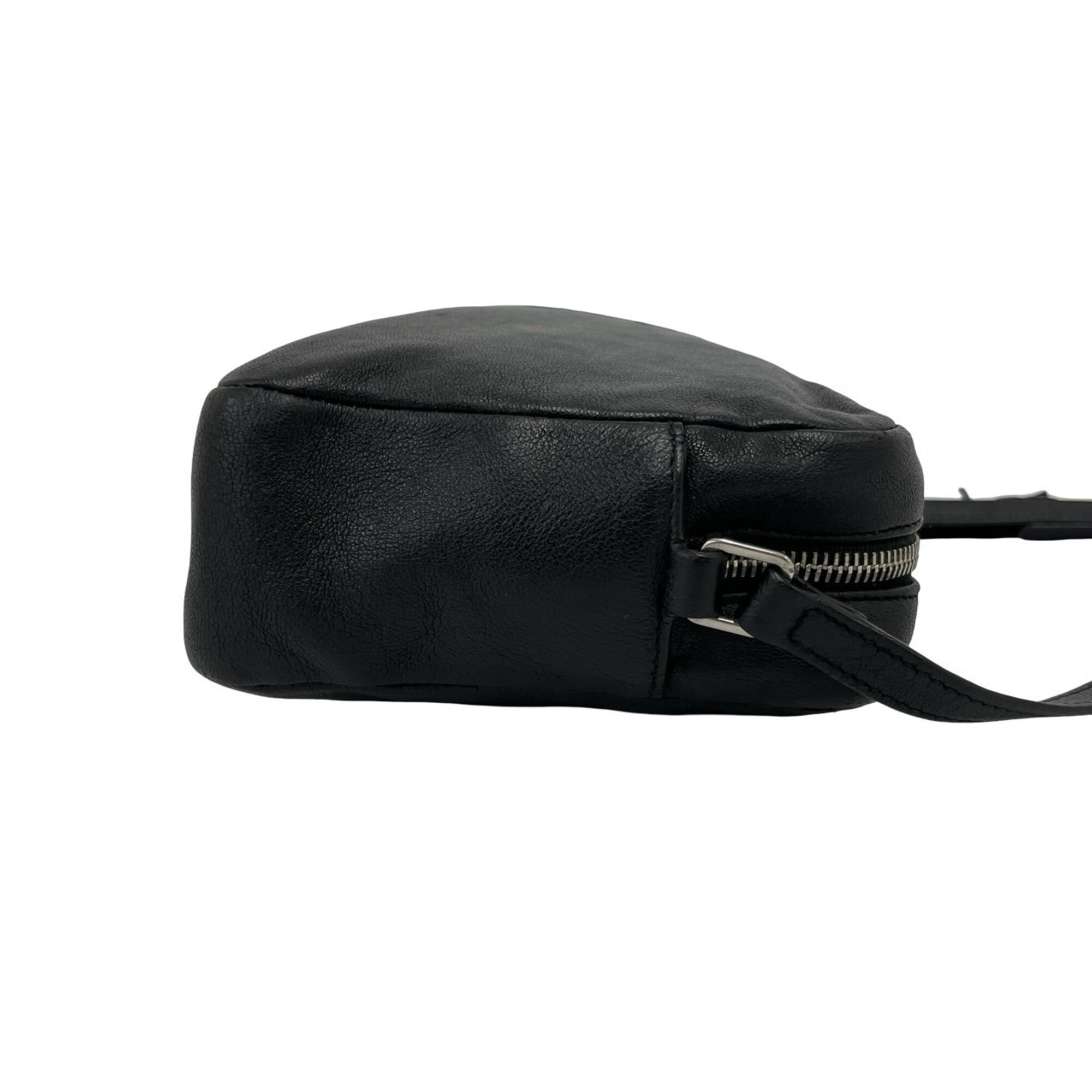 Saint Laurent Black Leather Pochette Shoulder Bag (Pre-Owned)
