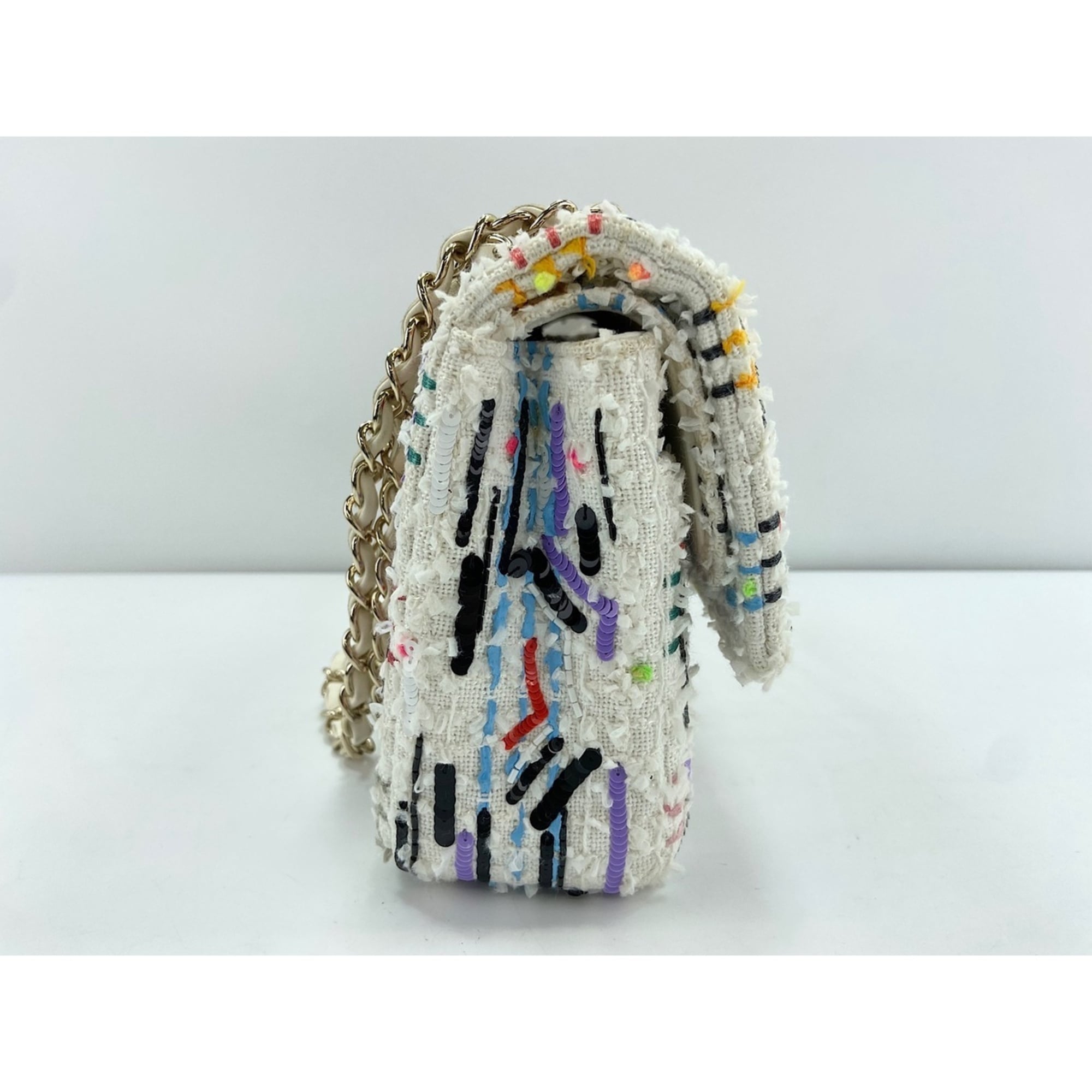 Chanel Multi-Color Shoulder Bag (Pre-Owned)