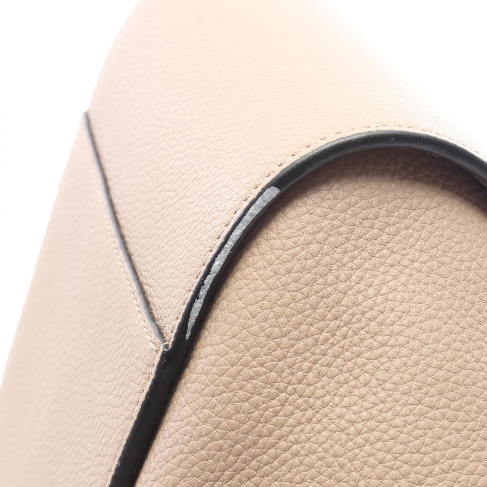 Loewe Beige Leather Handbag (Pre-Owned)